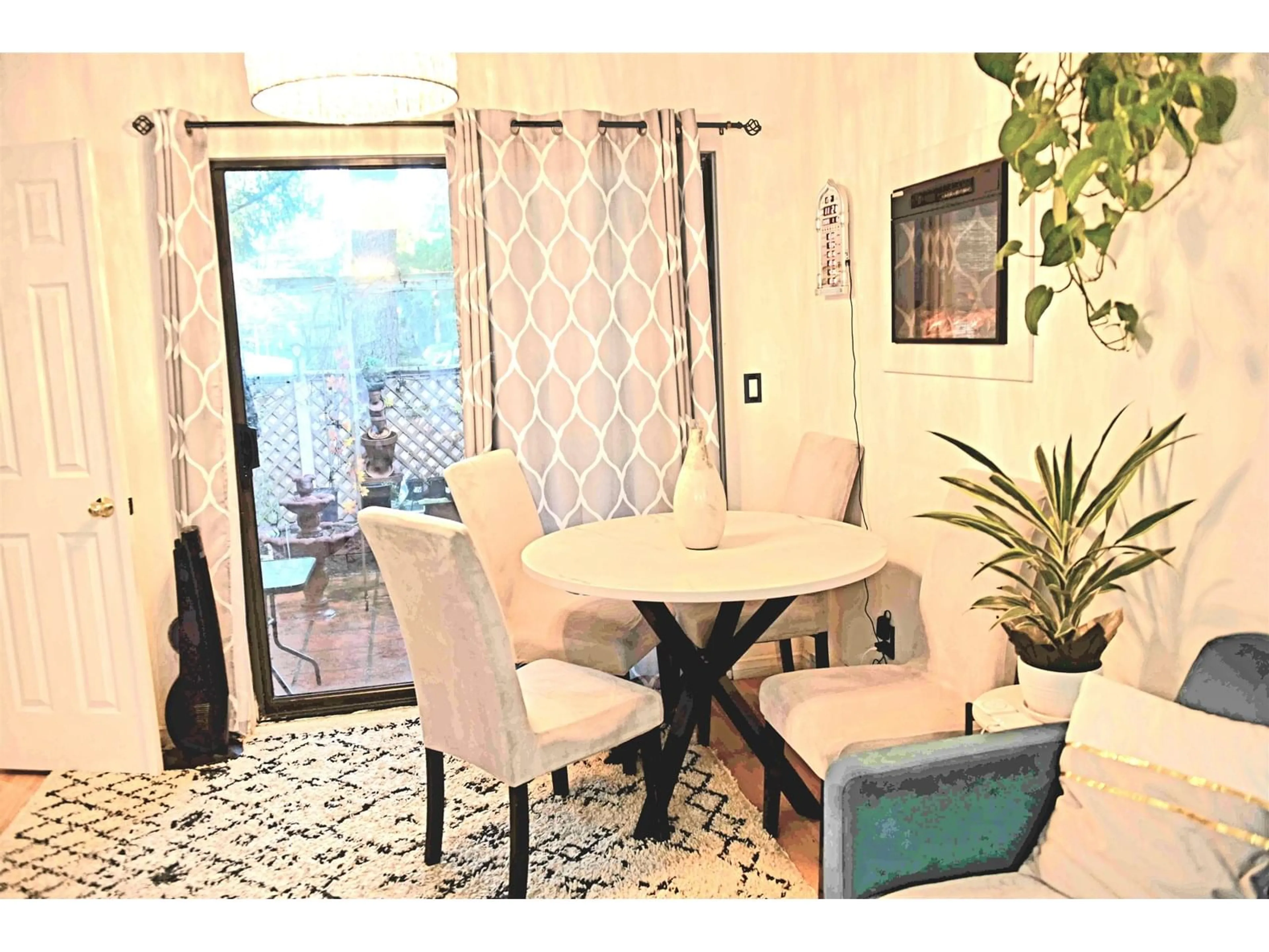 Dining room, ceramic/tile floor for 62 - 32310 MOUAT, Abbotsford British Columbia V2T4J1