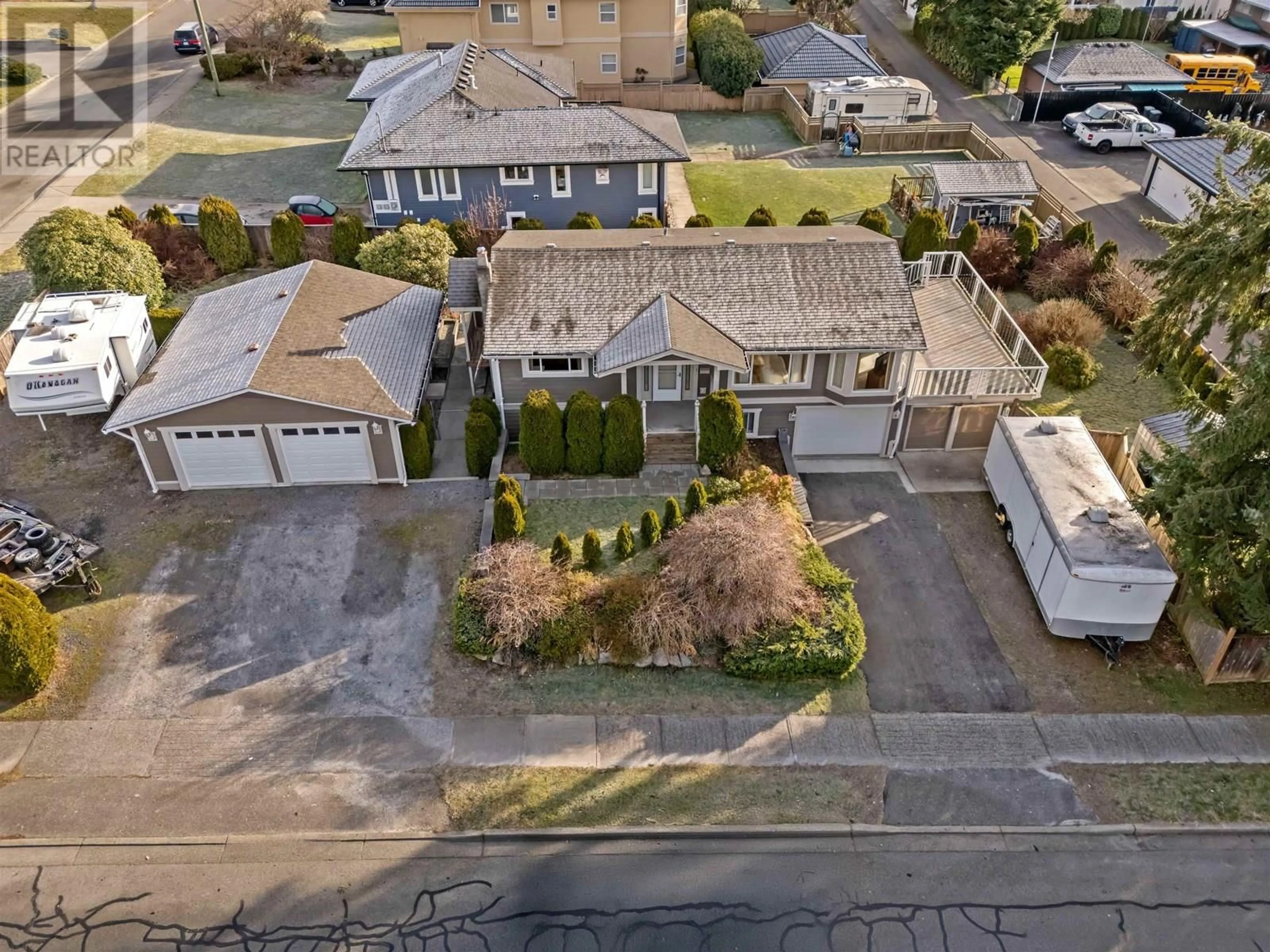 A pic from outside/outdoor area/front of a property/back of a property/a pic from drone, street for 551 POIRIER STREET, Coquitlam British Columbia V3J6A6