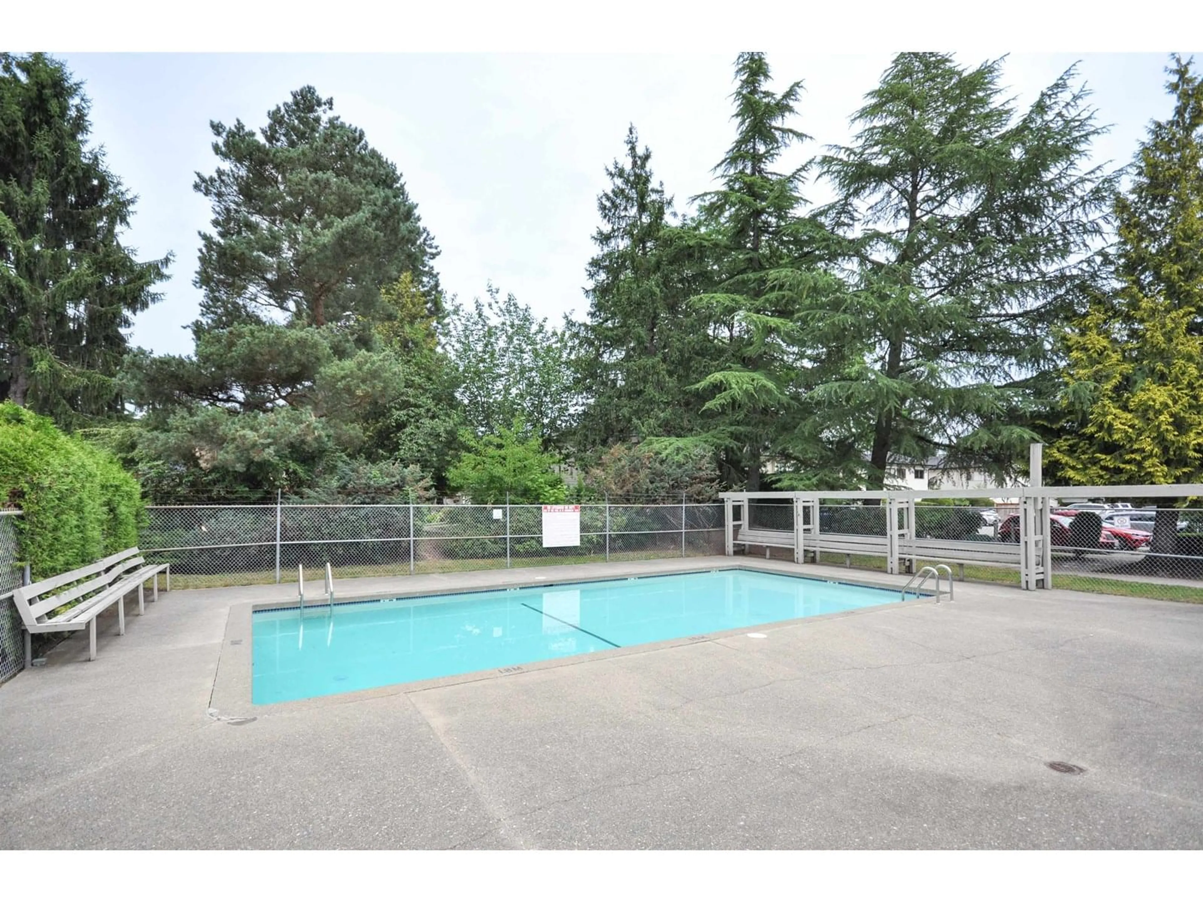 Pool for 77 - 20350 53, Langley British Columbia V3A5T9