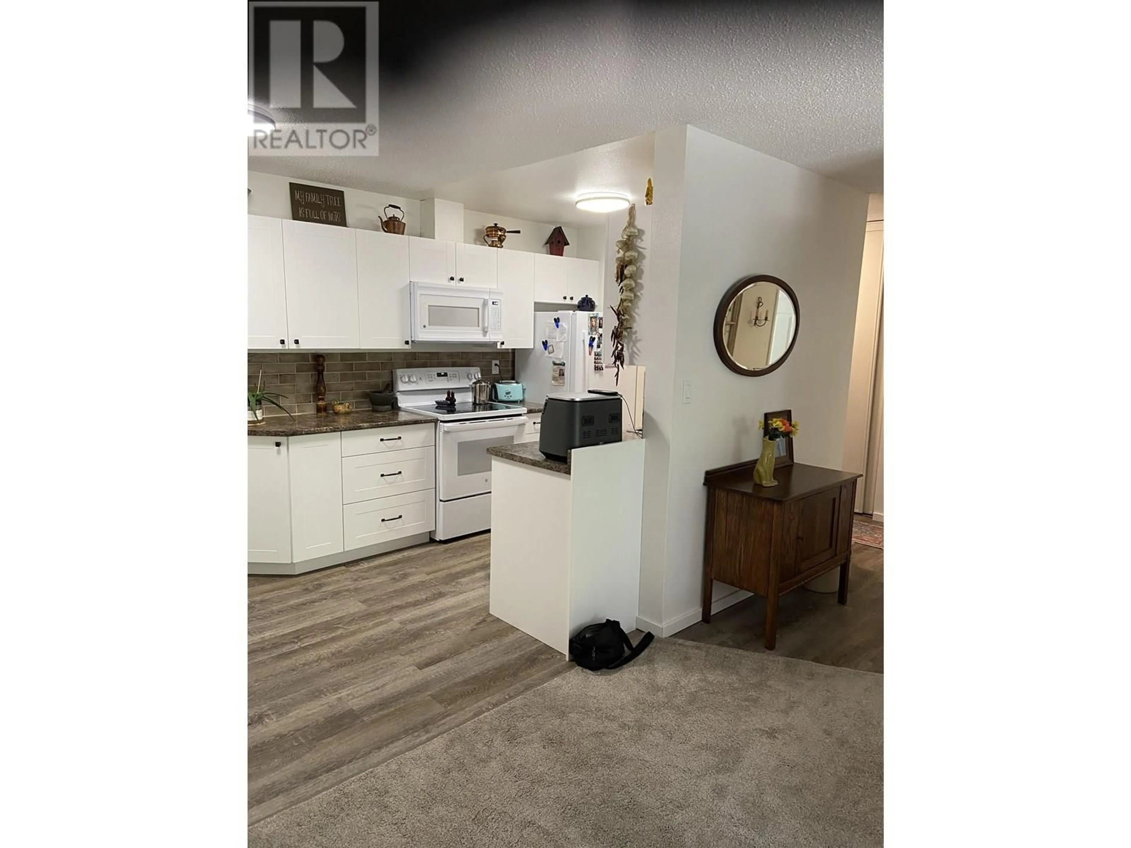 Open concept kitchen, unknown for 2214 - 2607 PEAR STREET, Terrace British Columbia V8G4V5
