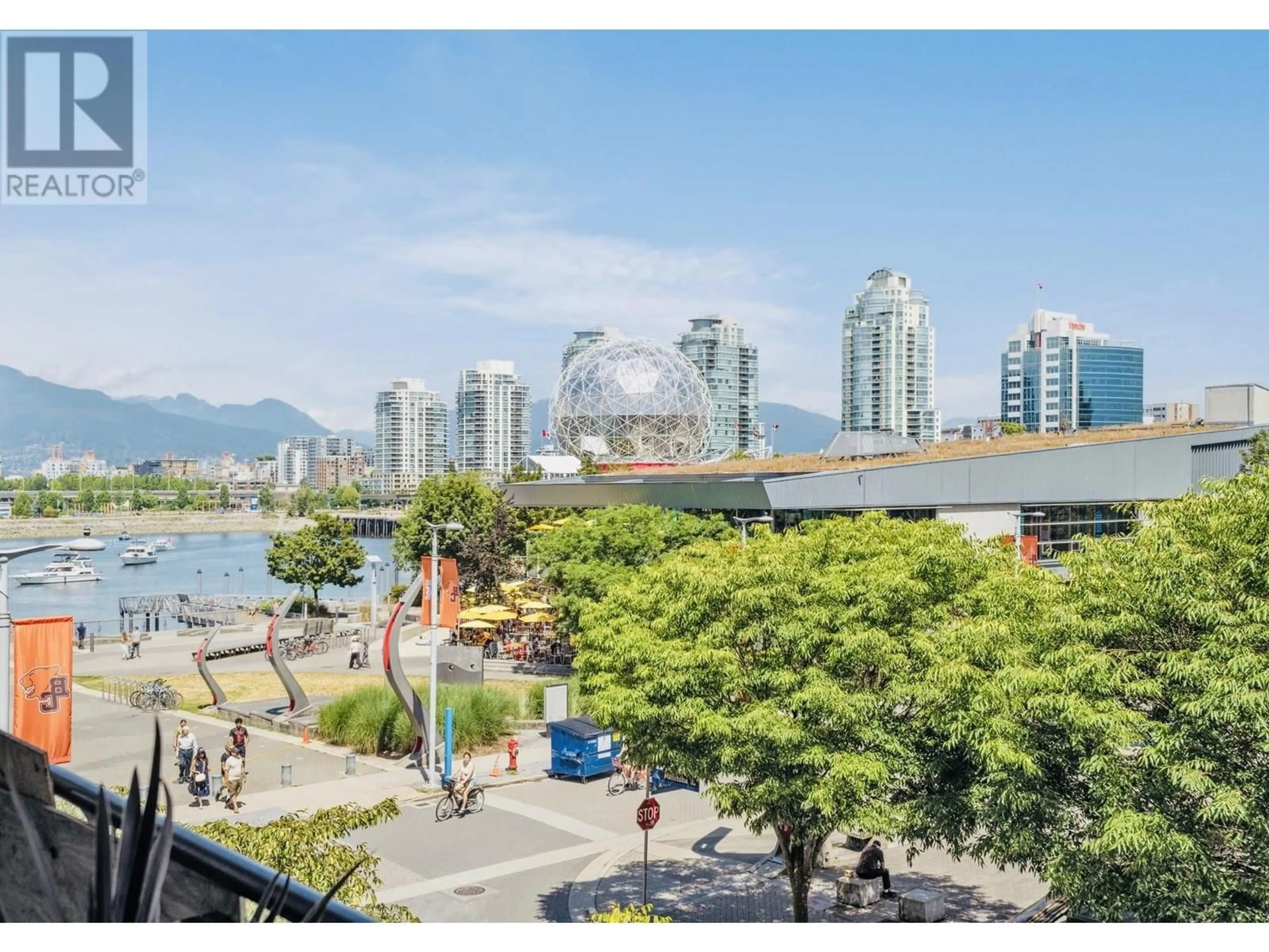 Patio, water/lake/river/ocean view for 302 - 1625 MANITOBA STREET, Vancouver British Columbia V5Y0B8