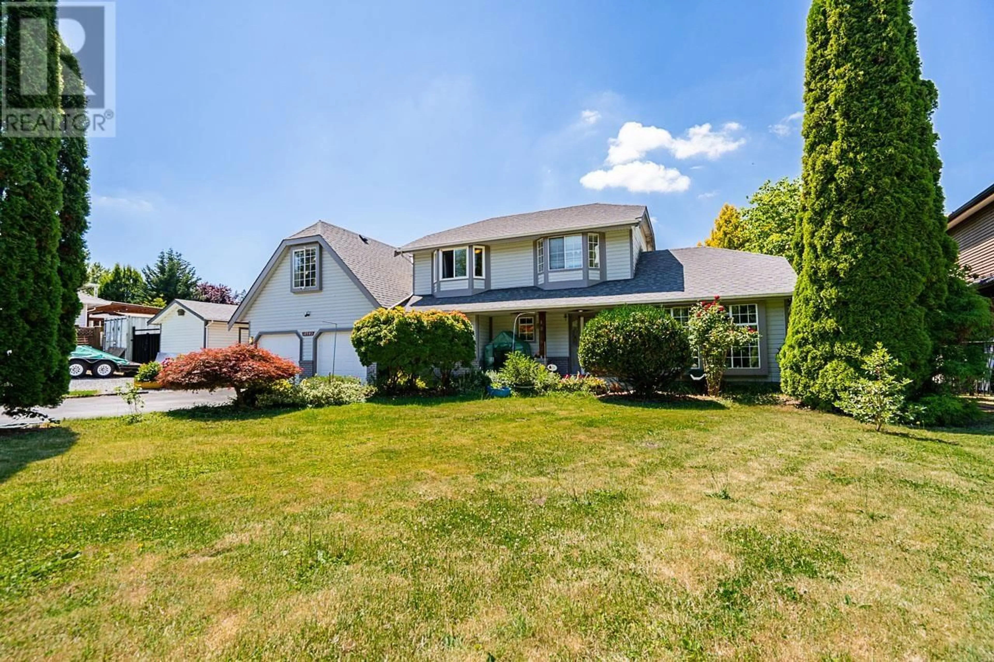 A pic from outside/outdoor area/front of a property/back of a property/a pic from drone, street for 10583 245B STREET, Maple Ridge British Columbia V2W1G5