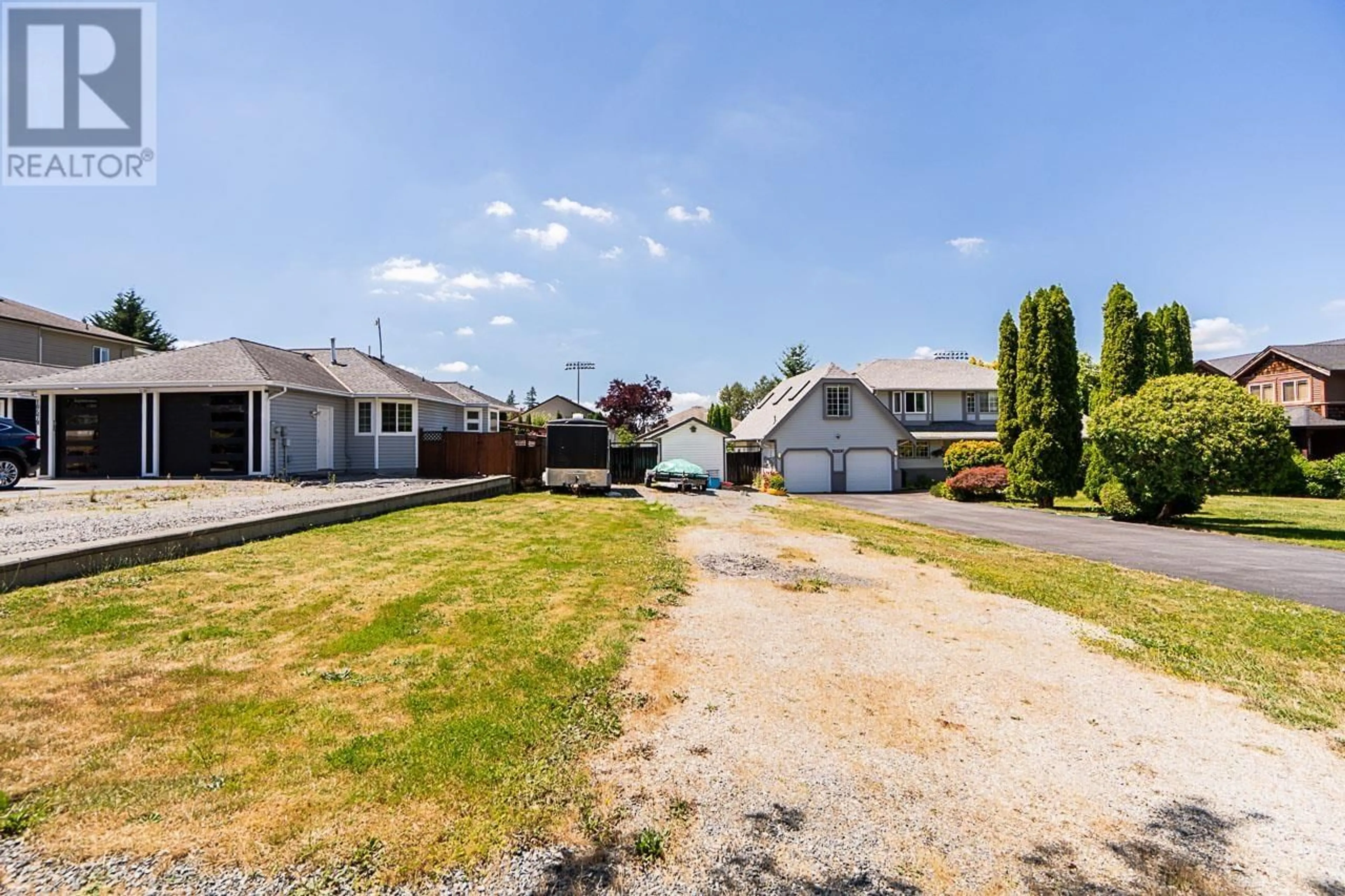 A pic from outside/outdoor area/front of a property/back of a property/a pic from drone, street for 10583 245B STREET, Maple Ridge British Columbia V2W1G5