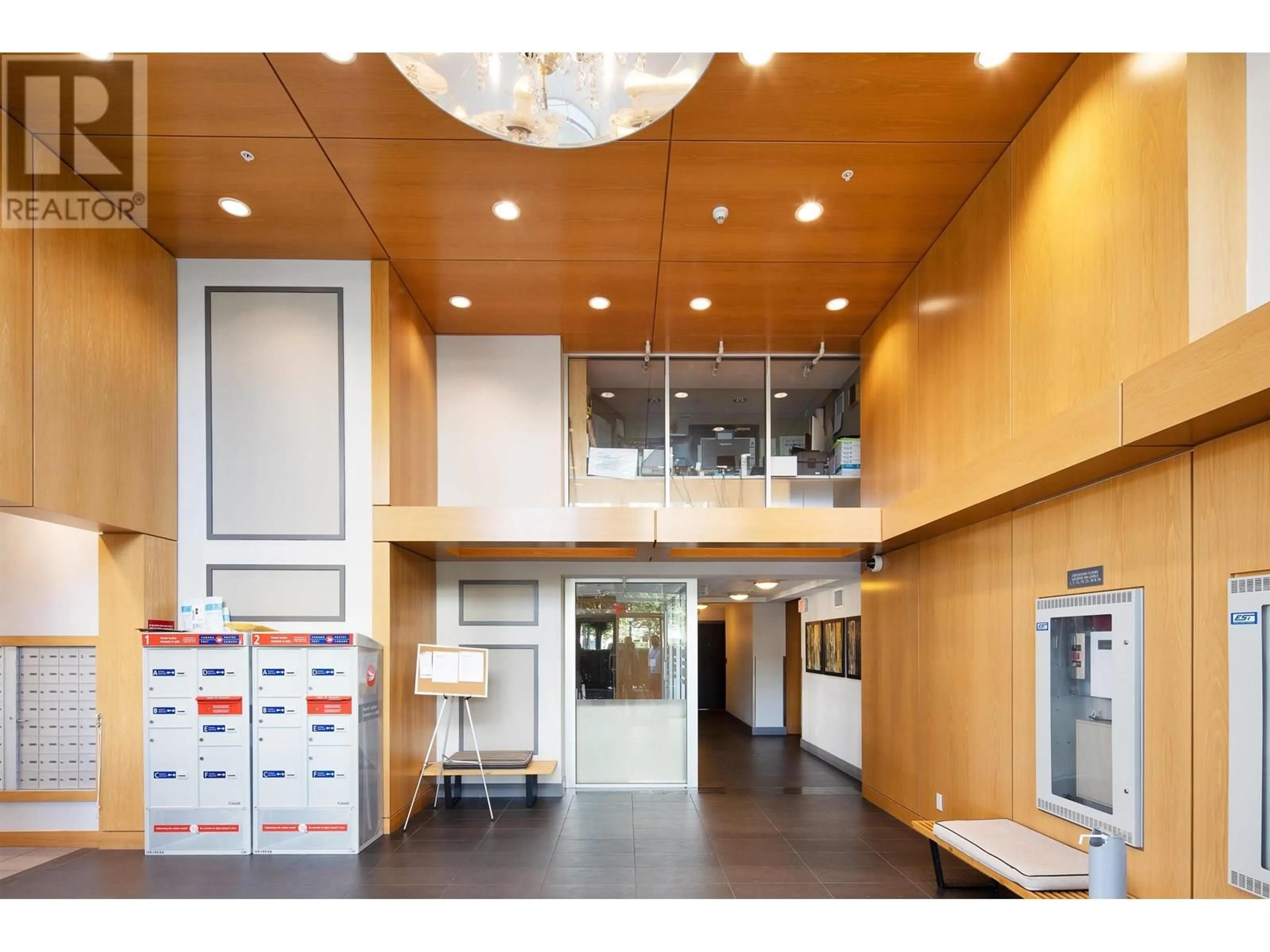 Indoor foyer for 2905 - 9888 CAMERON STREET, Burnaby British Columbia V3J0A4