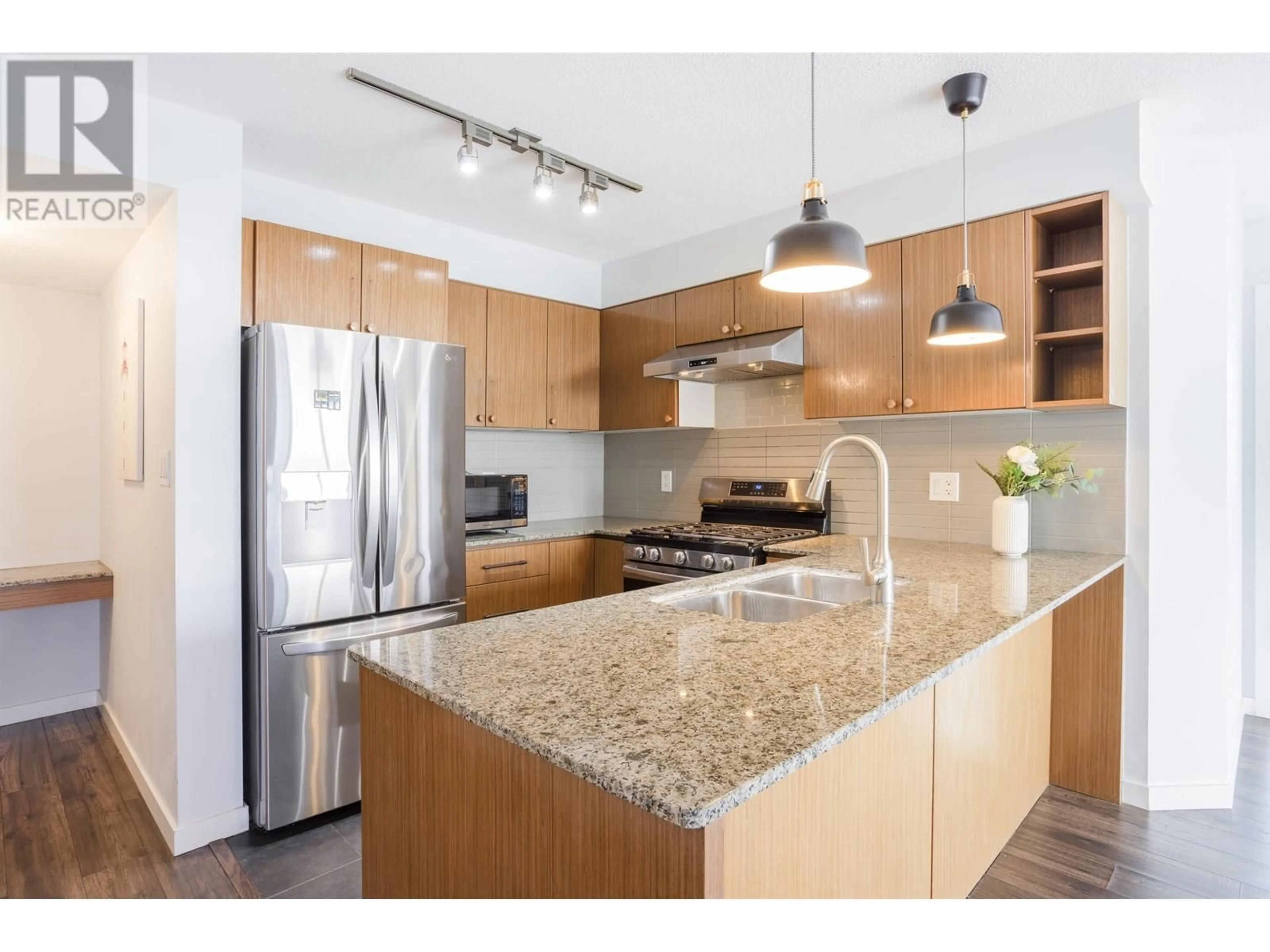 Open concept kitchen, wood/laminate floor for 2905 - 9888 CAMERON STREET, Burnaby British Columbia V3J0A4