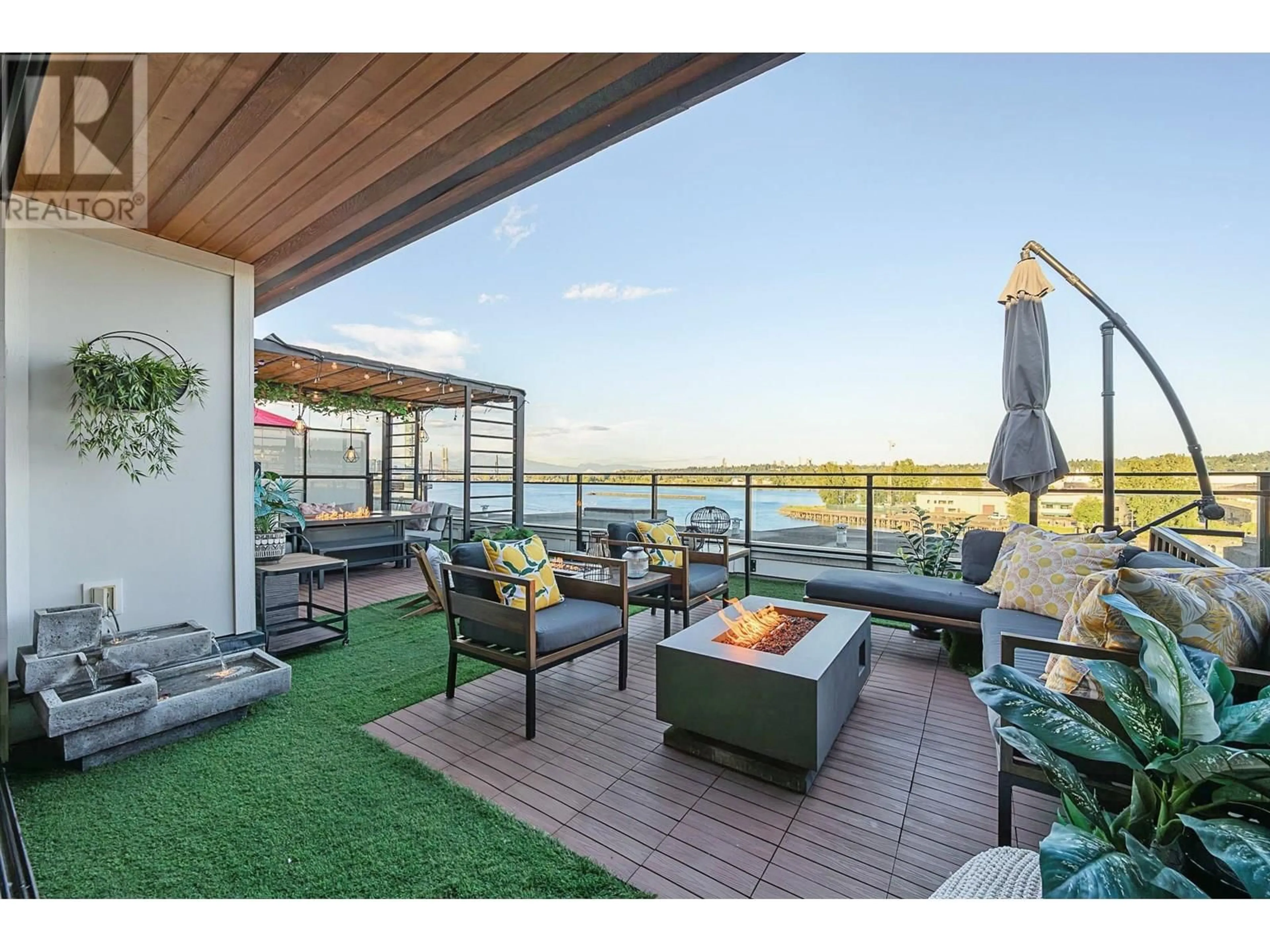 Patio, water/lake/river/ocean view for 416 - 220 SALTER STREET, New Westminster British Columbia V3M0H4