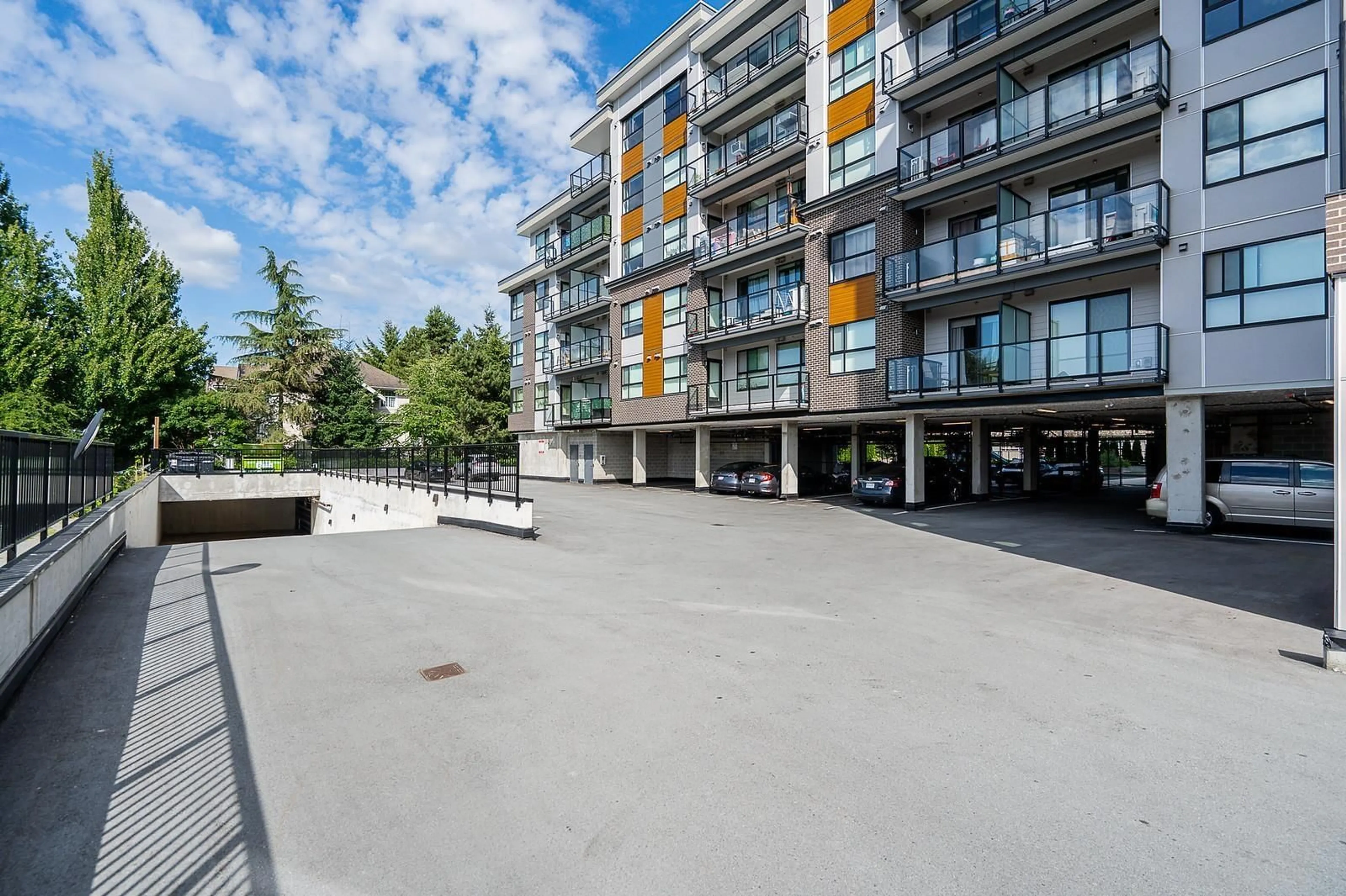 Patio, unknown for 406 - 20695 EASTLEIGH, Langley British Columbia V3A0P7