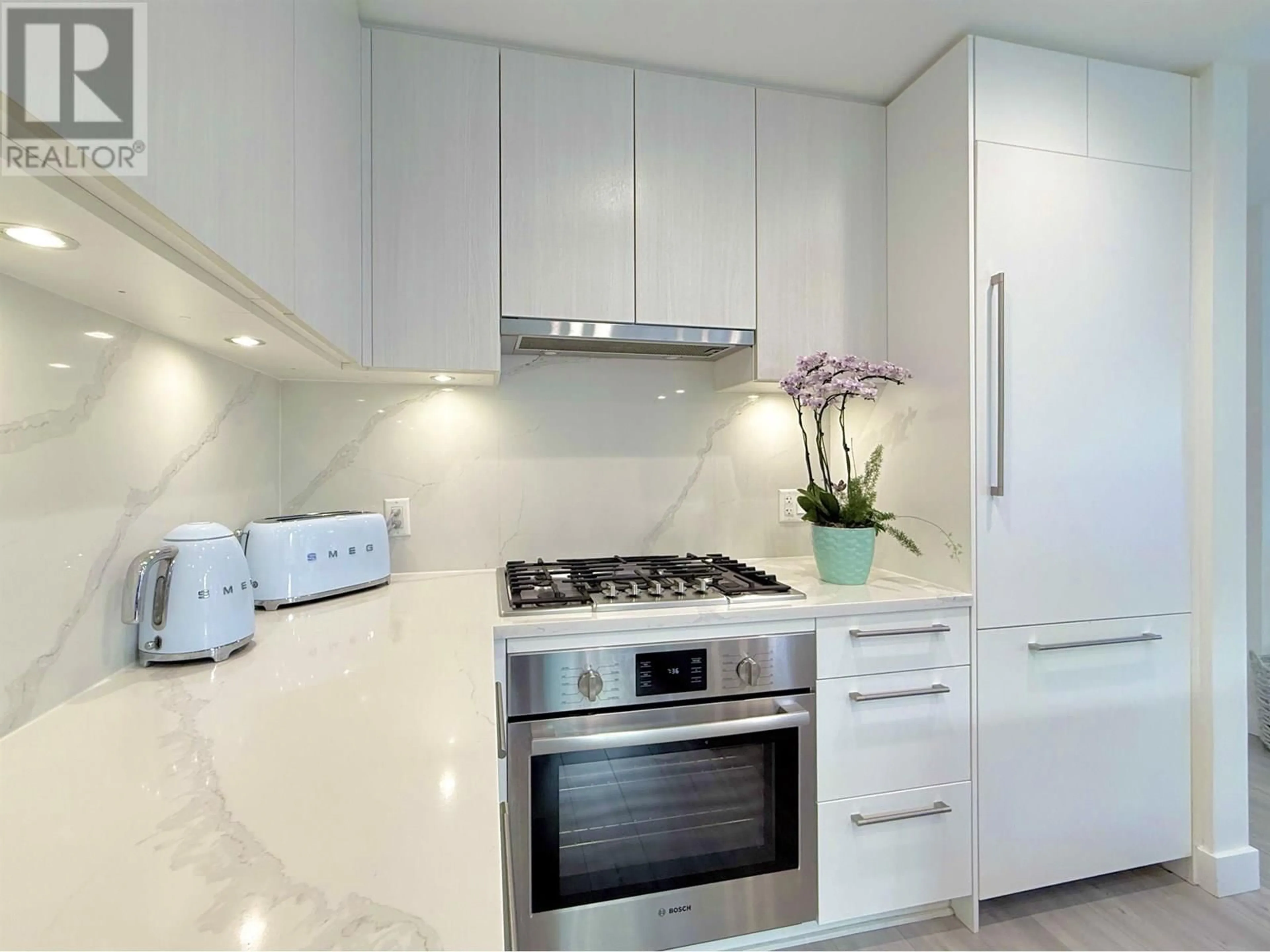 Contemporary kitchen, ceramic/tile floor for 133 - 2035 GLENAIRE DRIVE, North Vancouver British Columbia V7P1Y2