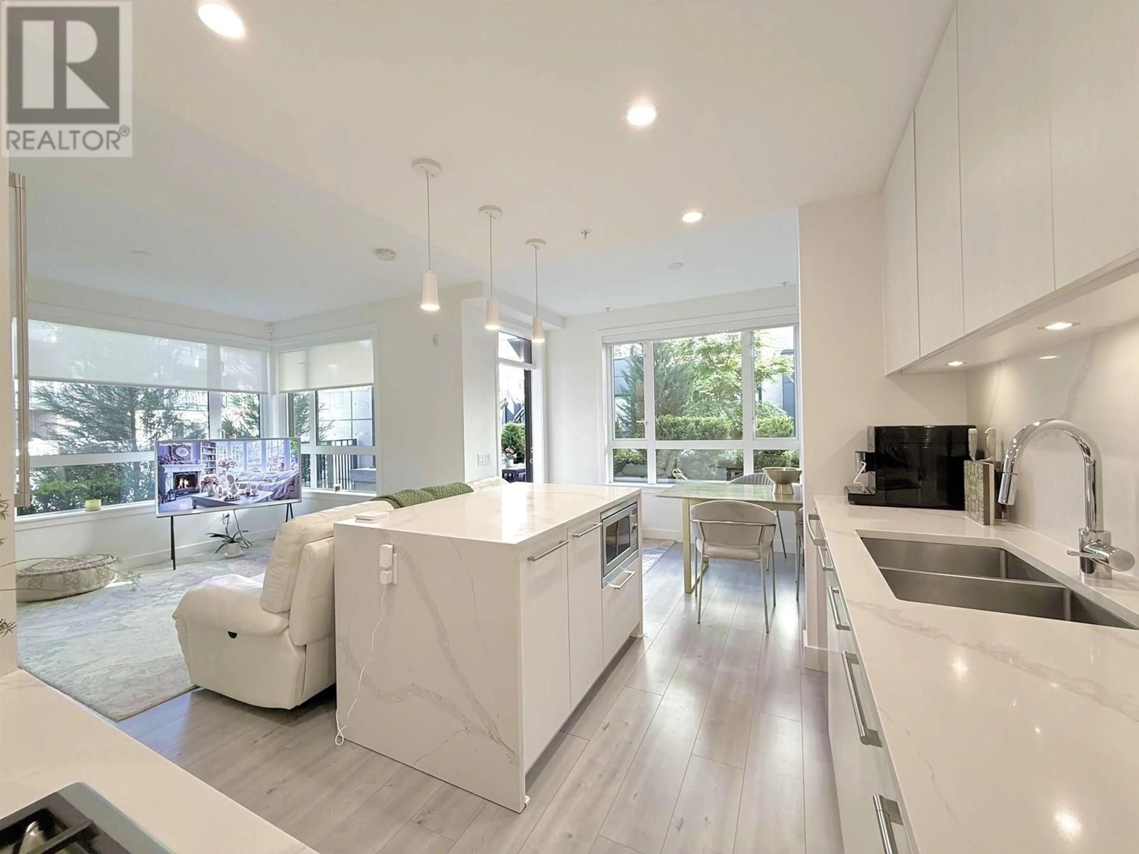 Open concept kitchen, unknown for 133 - 2035 GLENAIRE DRIVE, North Vancouver British Columbia V7P1Y2