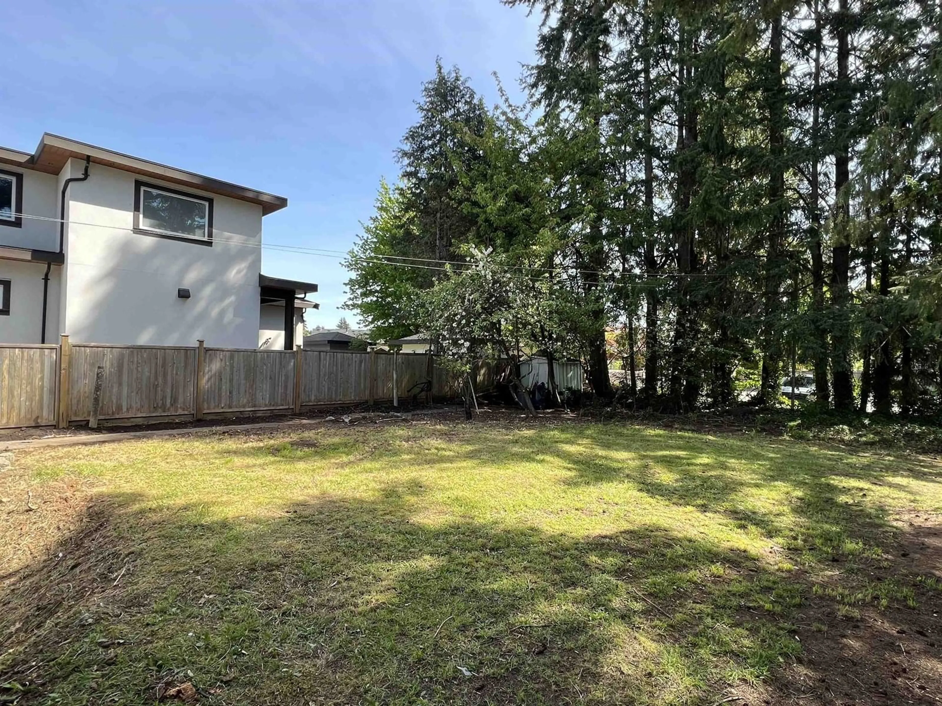 A pic from outside/outdoor area/front of a property/back of a property/a pic from drone, forest/trees view for 9336 116TH, Delta British Columbia V4C5W9