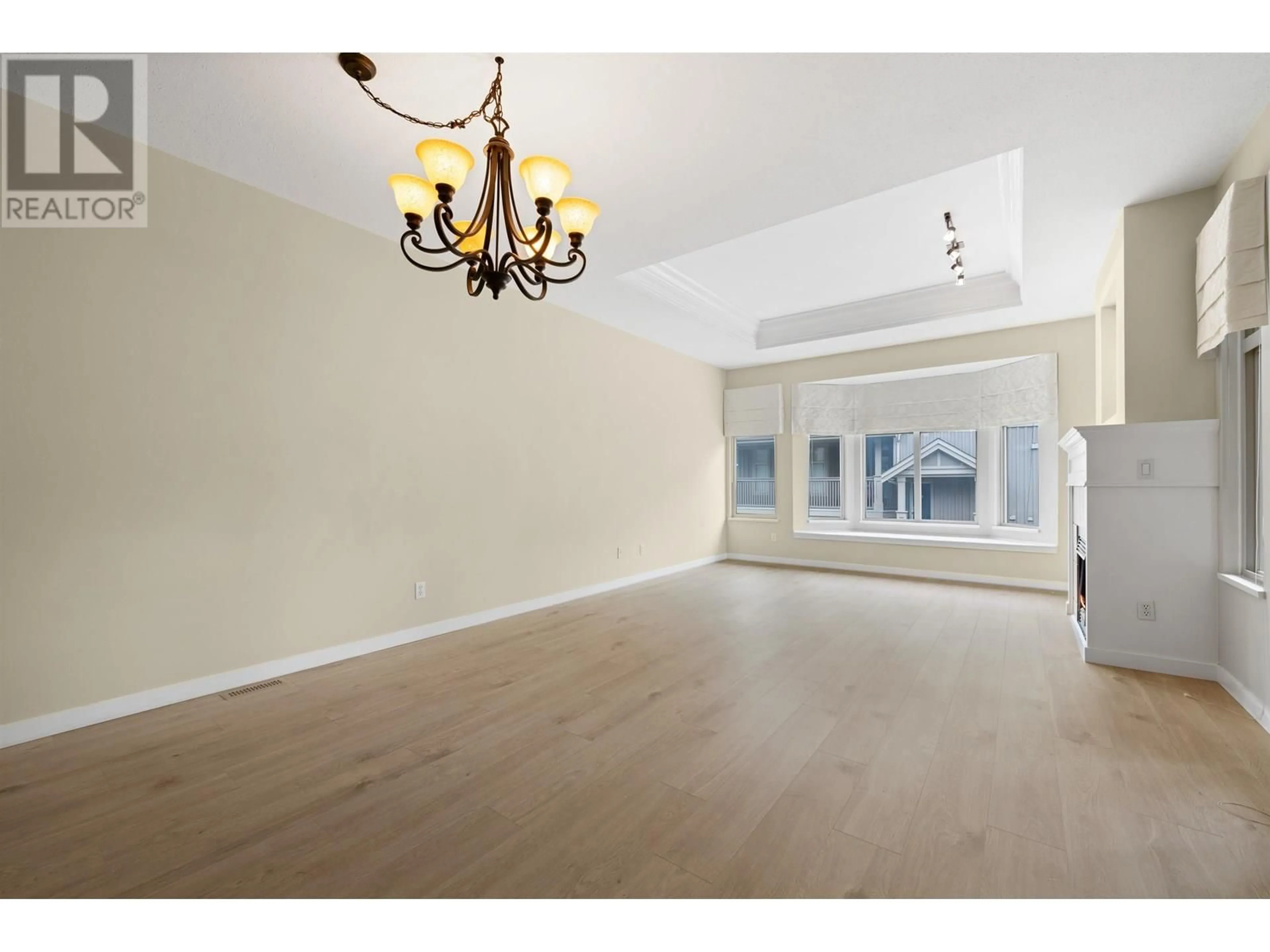 Unknown for 61 - 8868 16TH AVENUE, Burnaby British Columbia V3N5A6