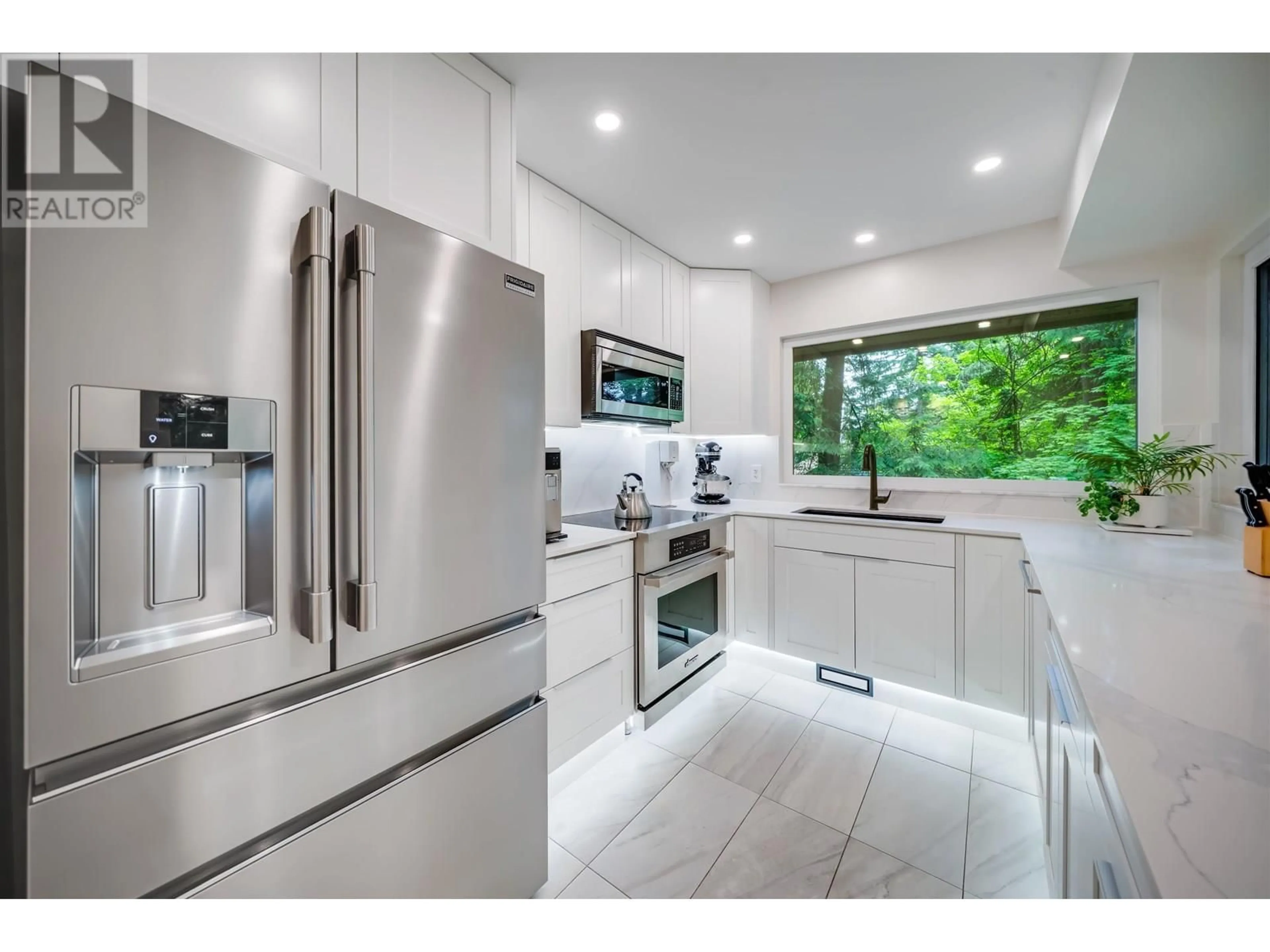 Contemporary kitchen, ceramic/tile floor for 867 FREDERICK ROAD, North Vancouver British Columbia V7K2Y5