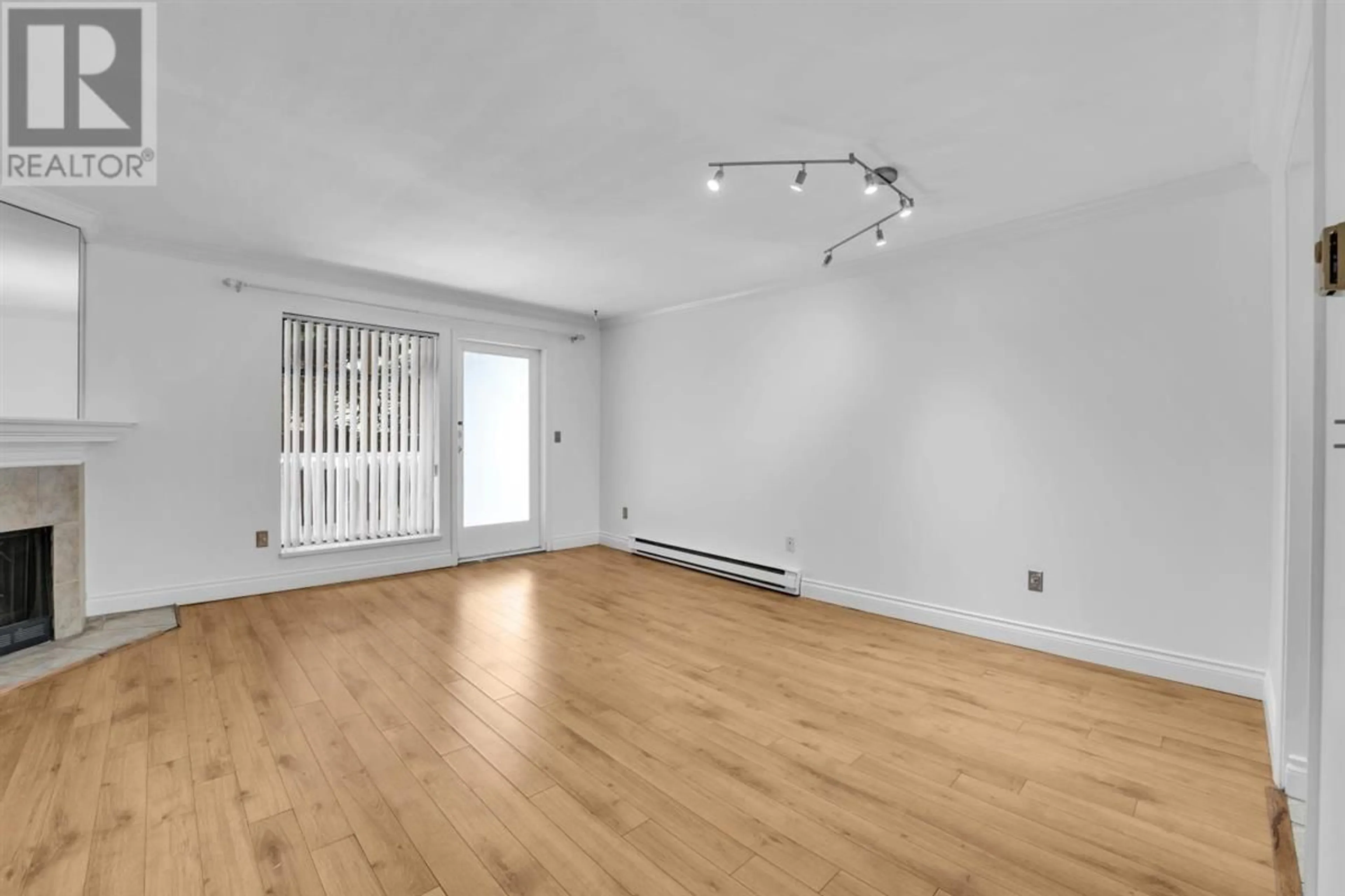 A pic of a room for 14 - 8820 WESTMINSTER HIGHWAY, Richmond British Columbia V6X1A8