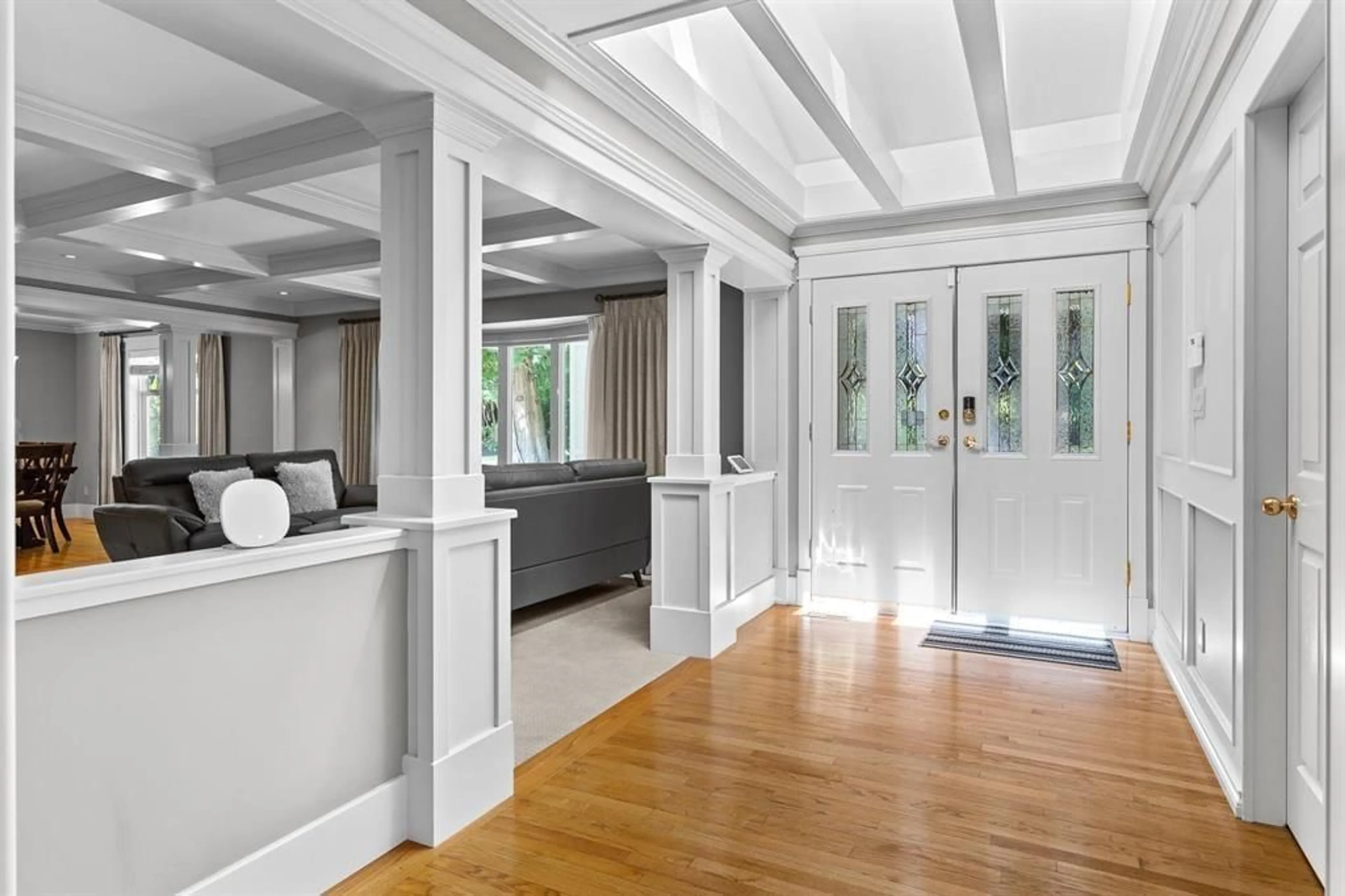 Indoor entryway for 17078 21, Surrey British Columbia V3Z9Z4