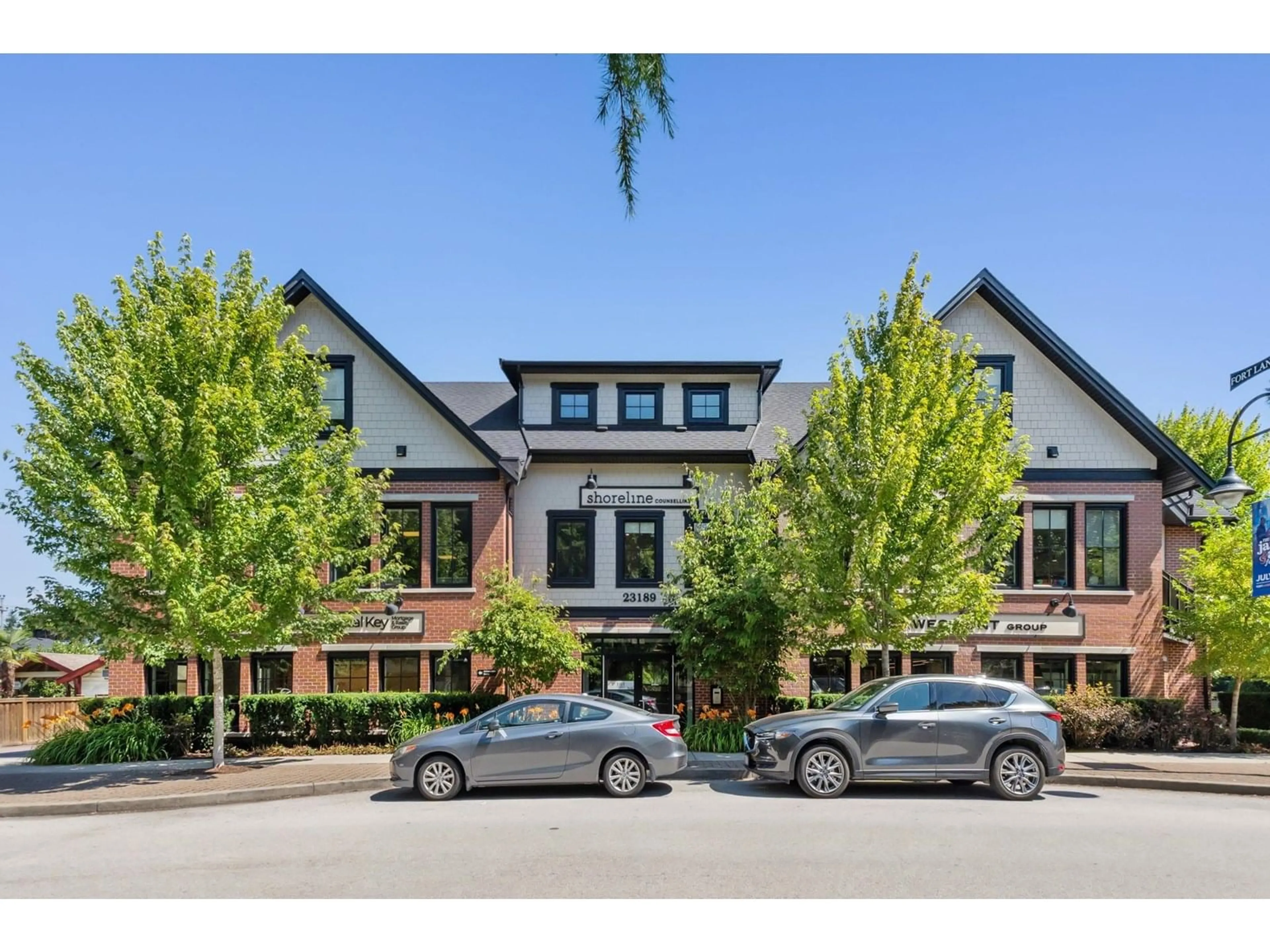 Unknown for 206 - 23189 FRANCIS, Langley British Columbia V1M0G4