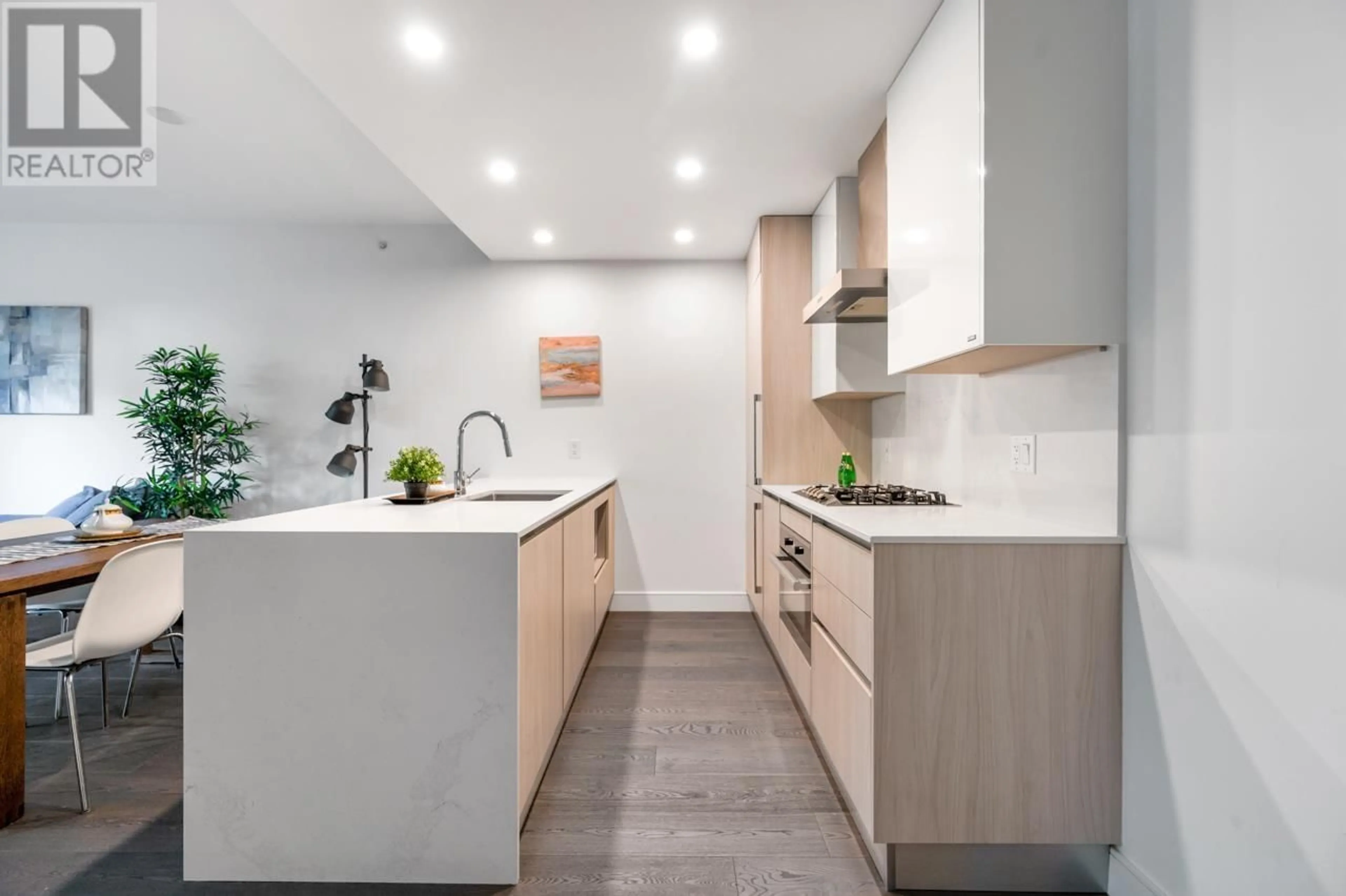 Contemporary kitchen, unknown for 103 - 477 59 TH AVENUE, Vancouver British Columbia V5X1X4