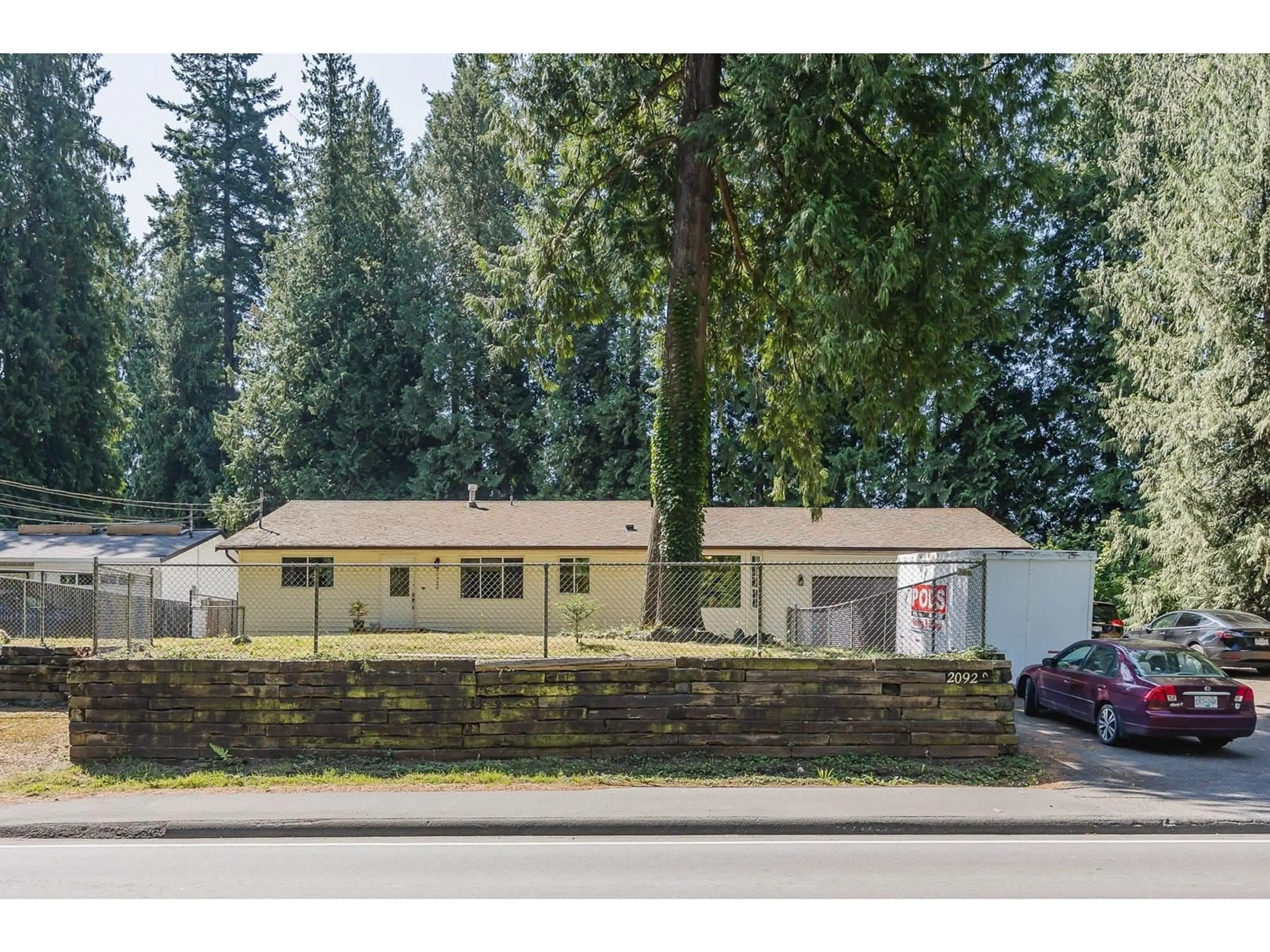 Home with vinyl exterior material, unknown for 20928 96, Langley British Columbia V1M2P7