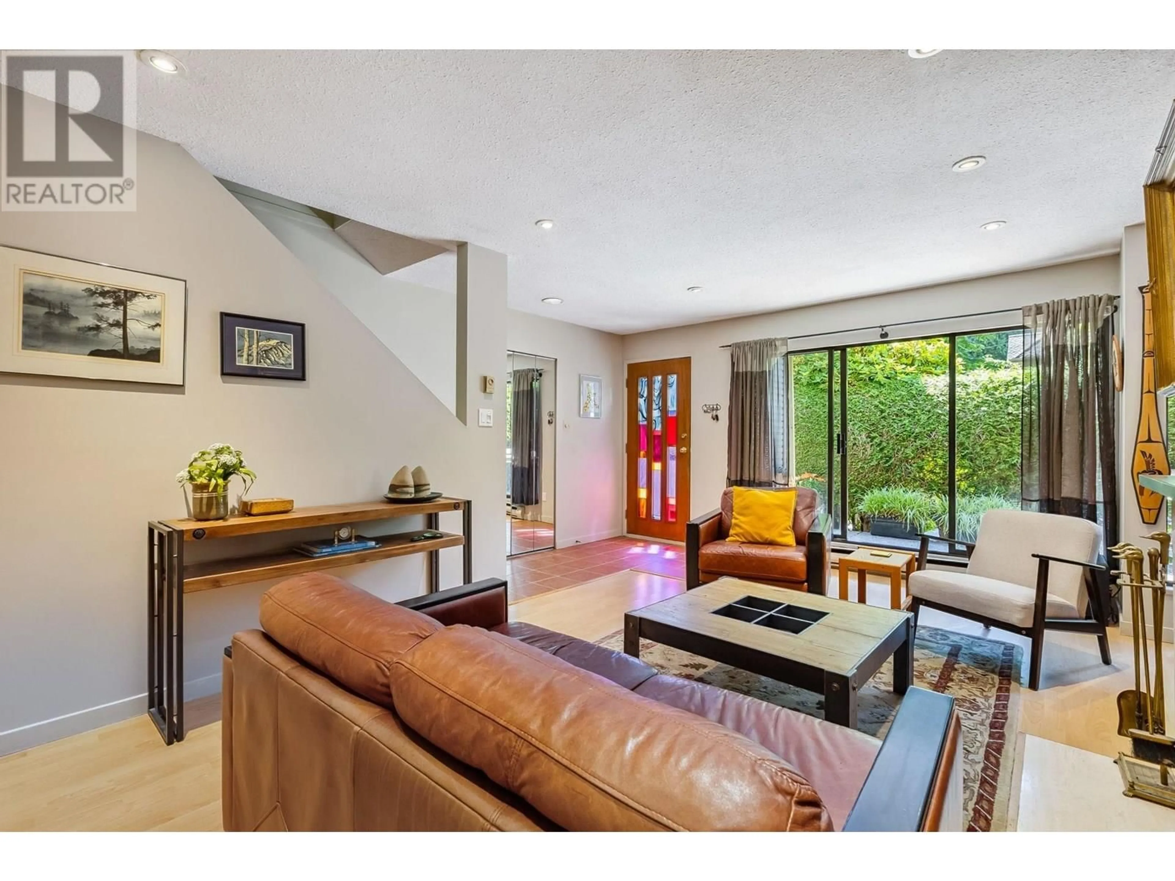 Unknown for 2024 CHESTERFIELD AVENUE, North Vancouver British Columbia V7M2P6
