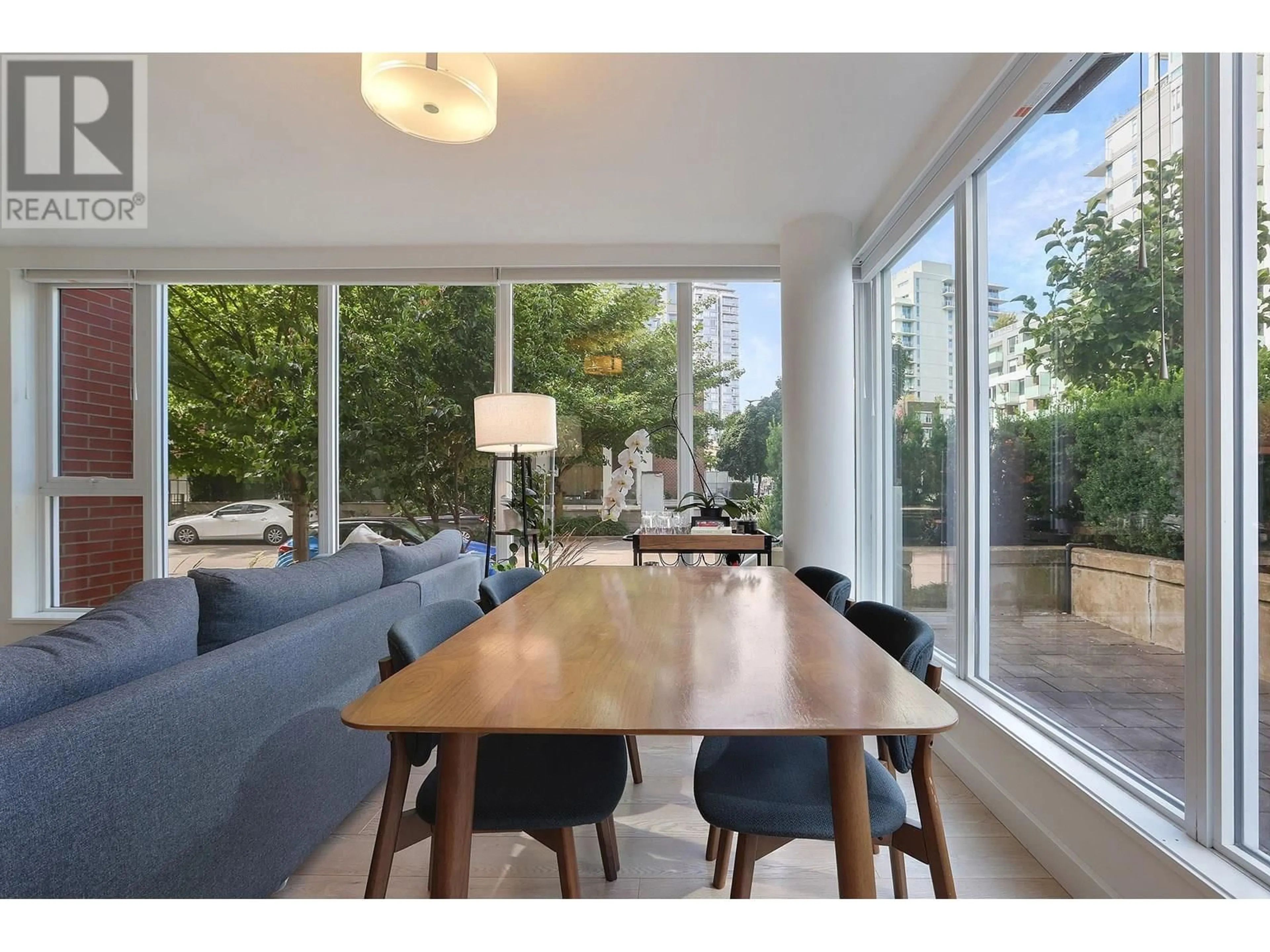 Dining room, unknown for 105 - 1618 QUEBEC STREET, Vancouver British Columbia V6A0C5