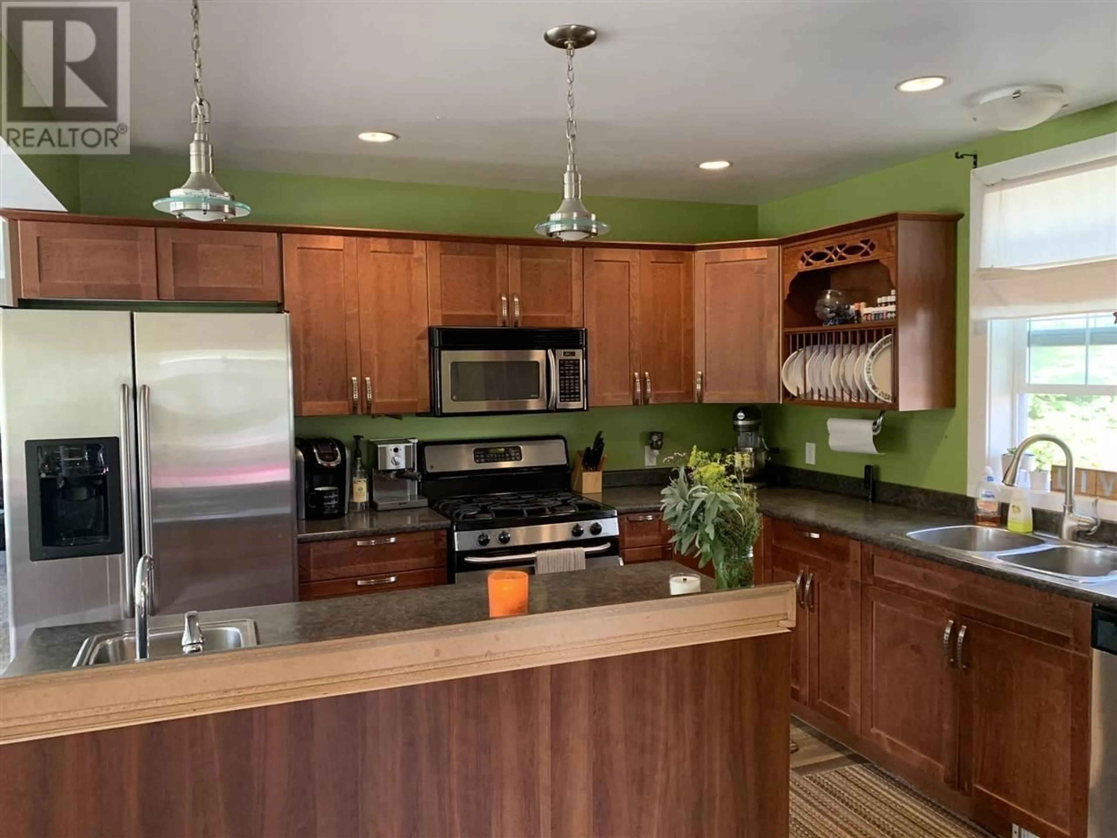 Open concept kitchen, unknown for 2630 CLARK STREET, Terrace British Columbia V8G3S4