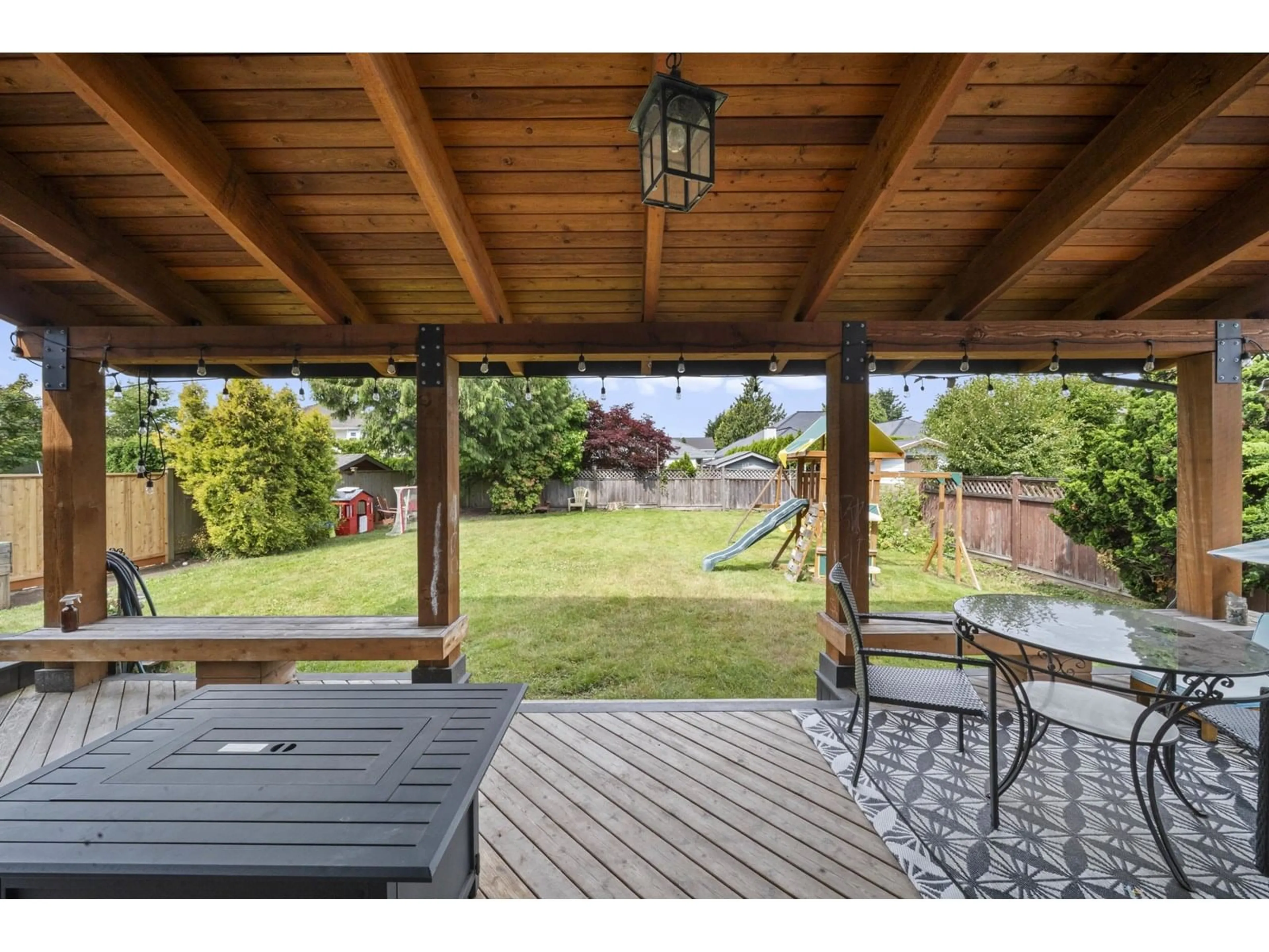 Patio, unknown for 6105 187A, Surrey British Columbia V3S7R6