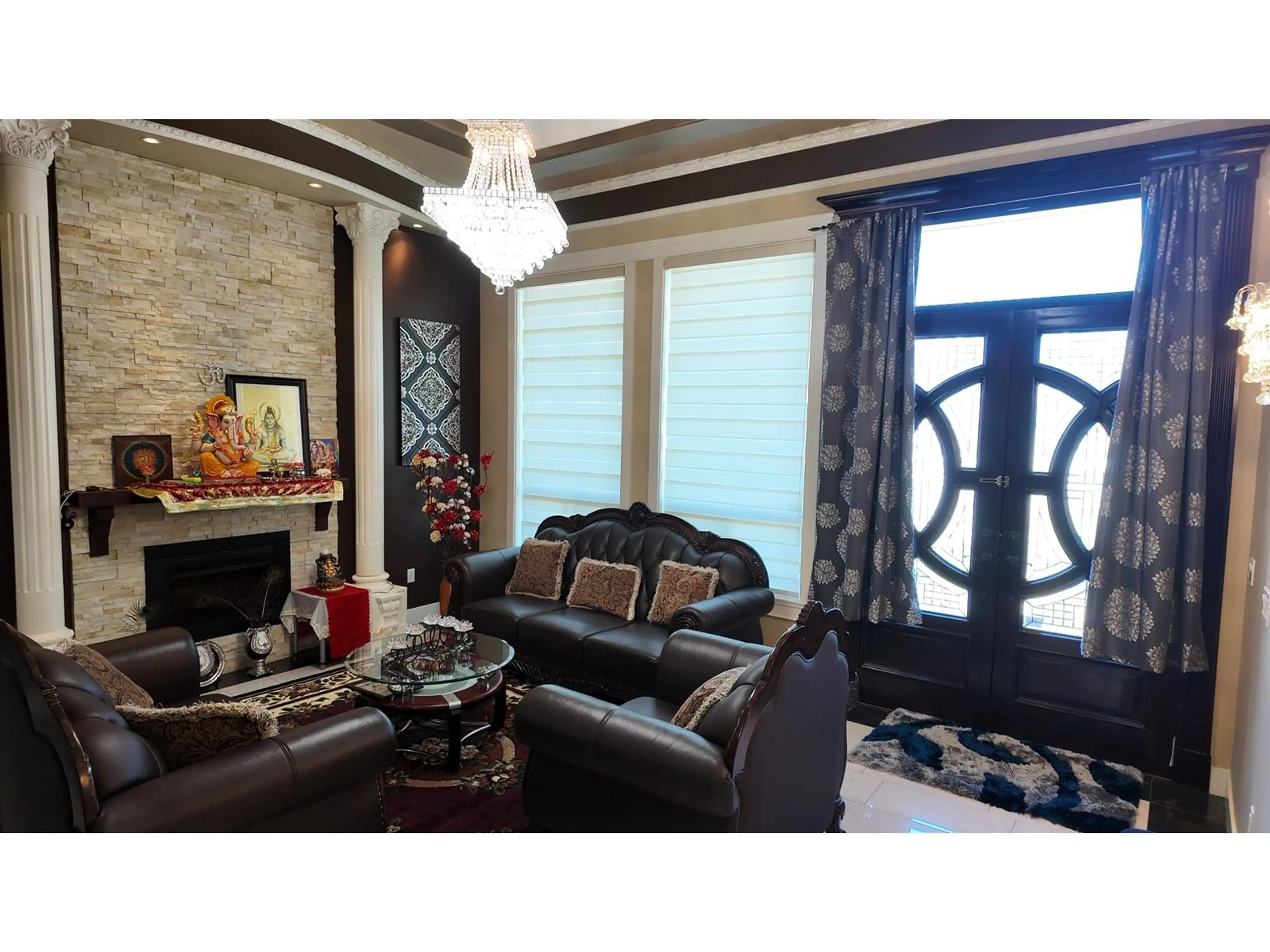 Living room with furniture, unknown for 6636 148A, Surrey British Columbia V3S2W4