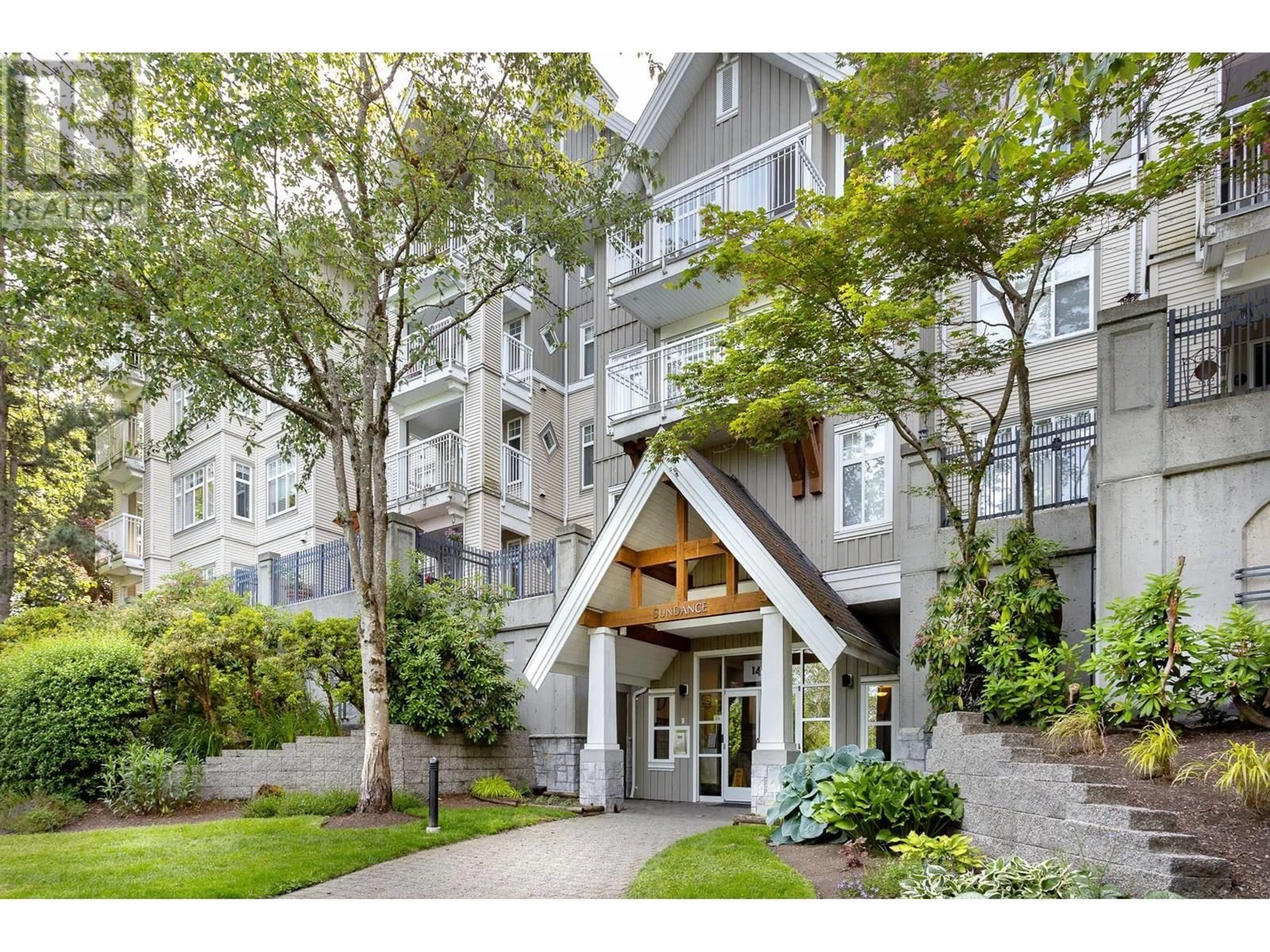 Unknown for 102 - 1438 PARKWAY BOULEVARD, Coquitlam British Columbia V3E3M1