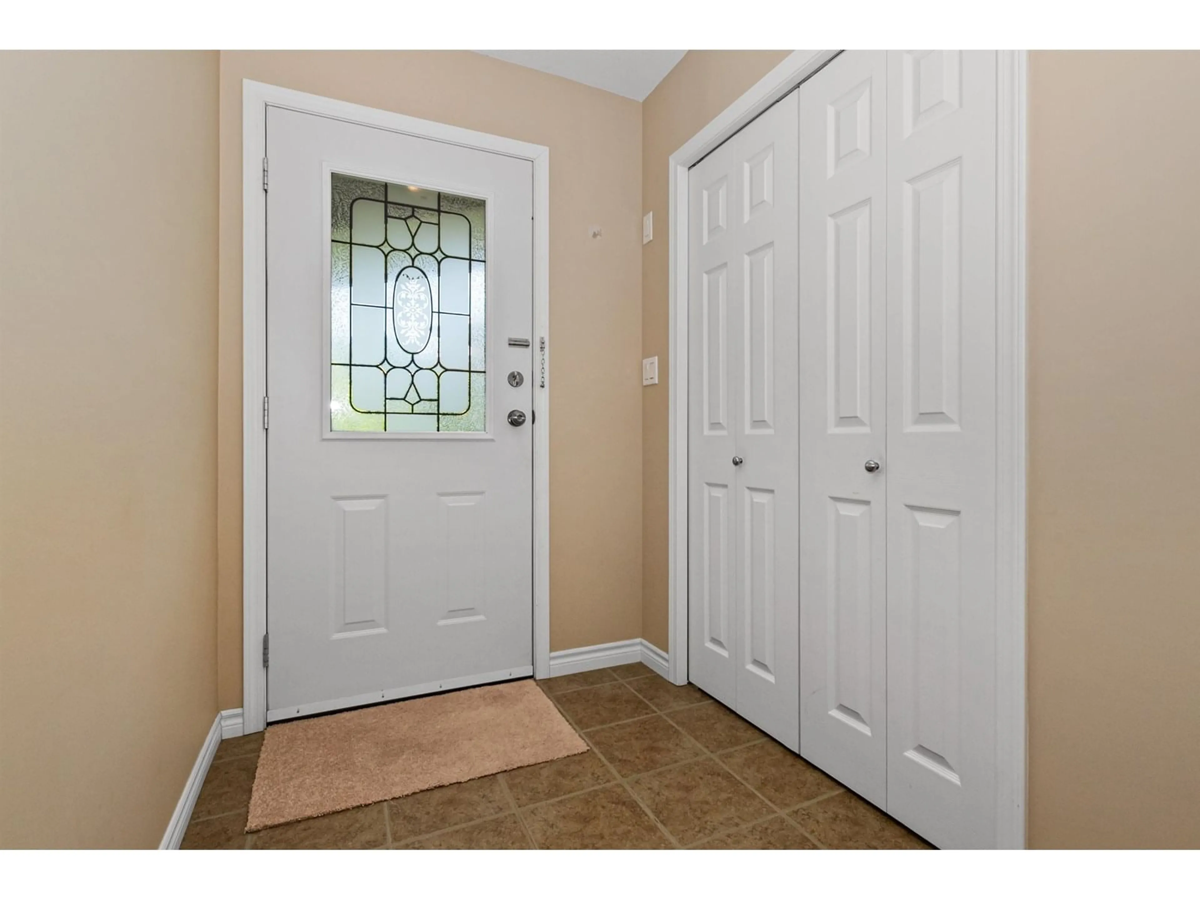 Indoor entryway for 16 - 7291 MORROW ROAD, Agassiz British Columbia V0M1A2