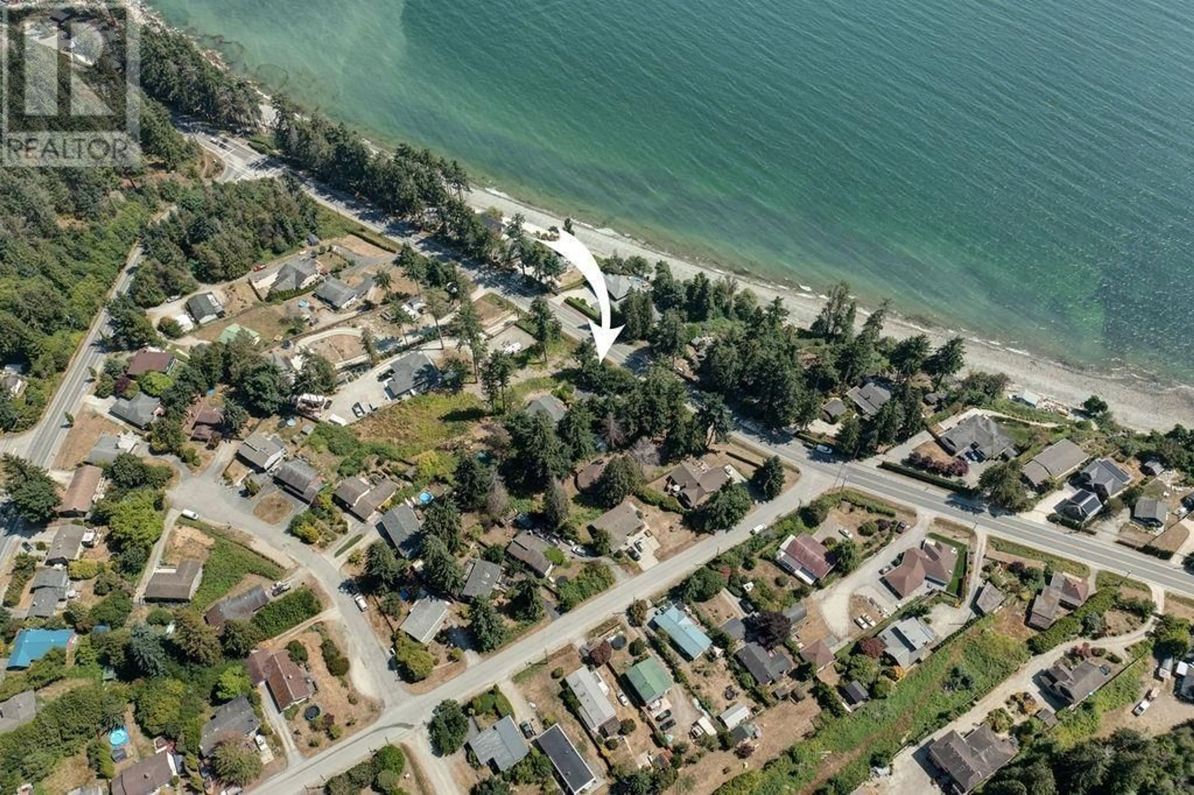 A pic from outside/outdoor area/front of a property/back of a property/a pic from drone, water/lake/river/ocean view for 6180 SUNSHINE COAST HIGHWAY, Sechelt British Columbia V7Z0M1
