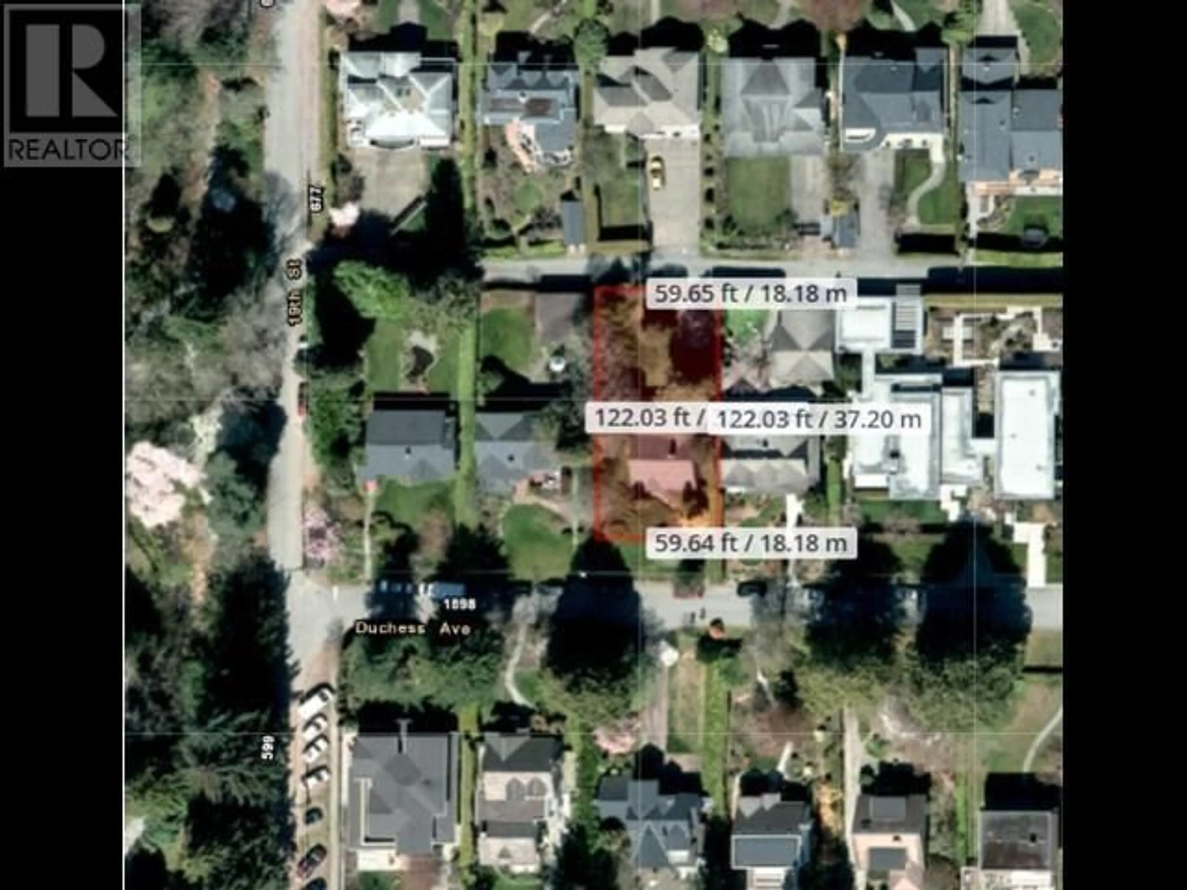 A pic from outside/outdoor area/front of a property/back of a property/a pic from drone, street for 1869 DUCHESS AVENUE, West Vancouver British Columbia V7V1R2