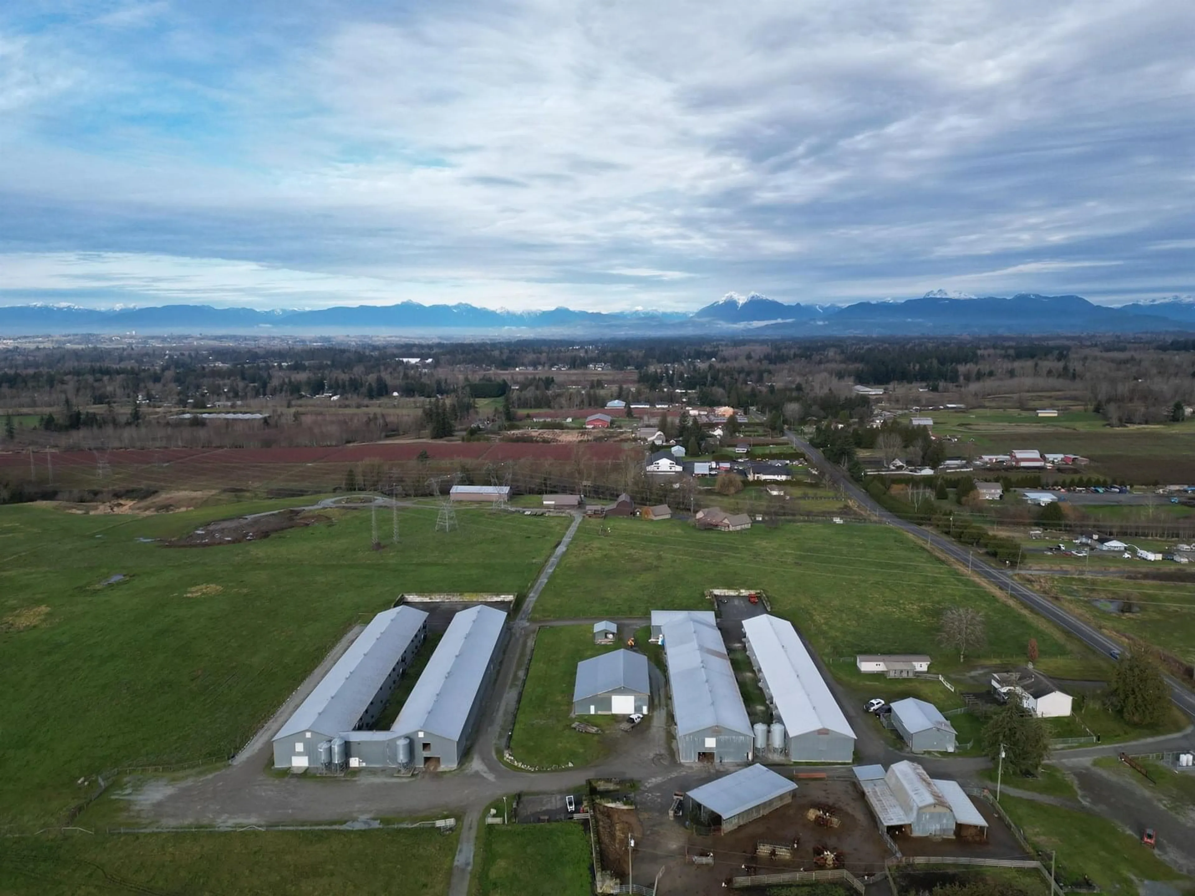 A pic from outside/outdoor area/front of a property/back of a property/a pic from drone, mountain view for 2535 240, Langley British Columbia V2Z3A6