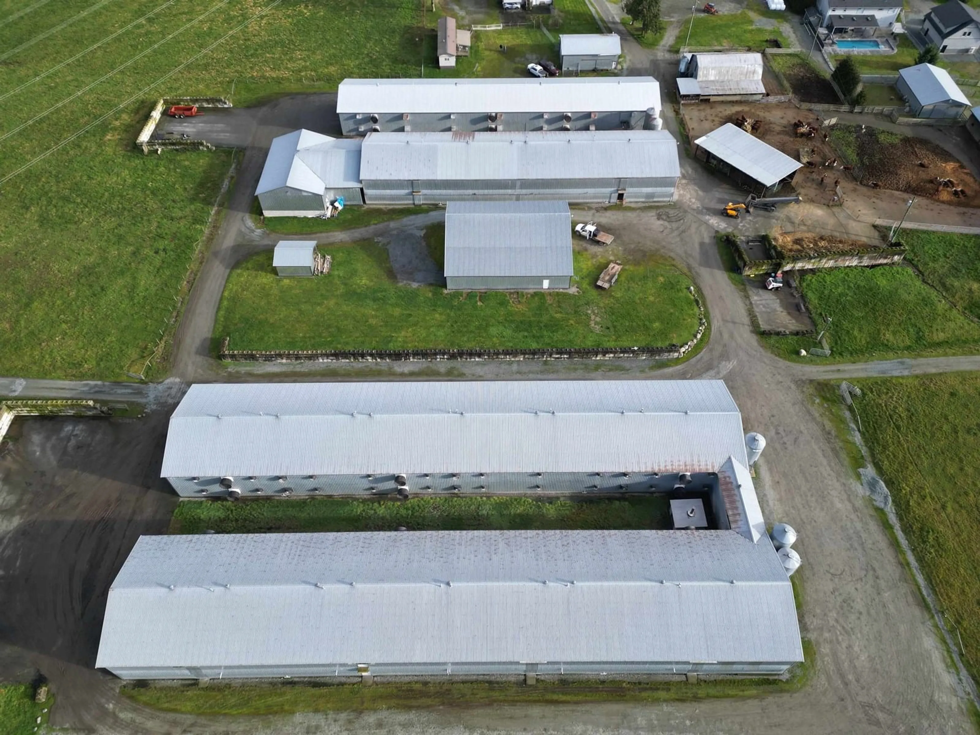 A pic from outside/outdoor area/front of a property/back of a property/a pic from drone, building for 2535 240, Langley British Columbia V2Z3A6