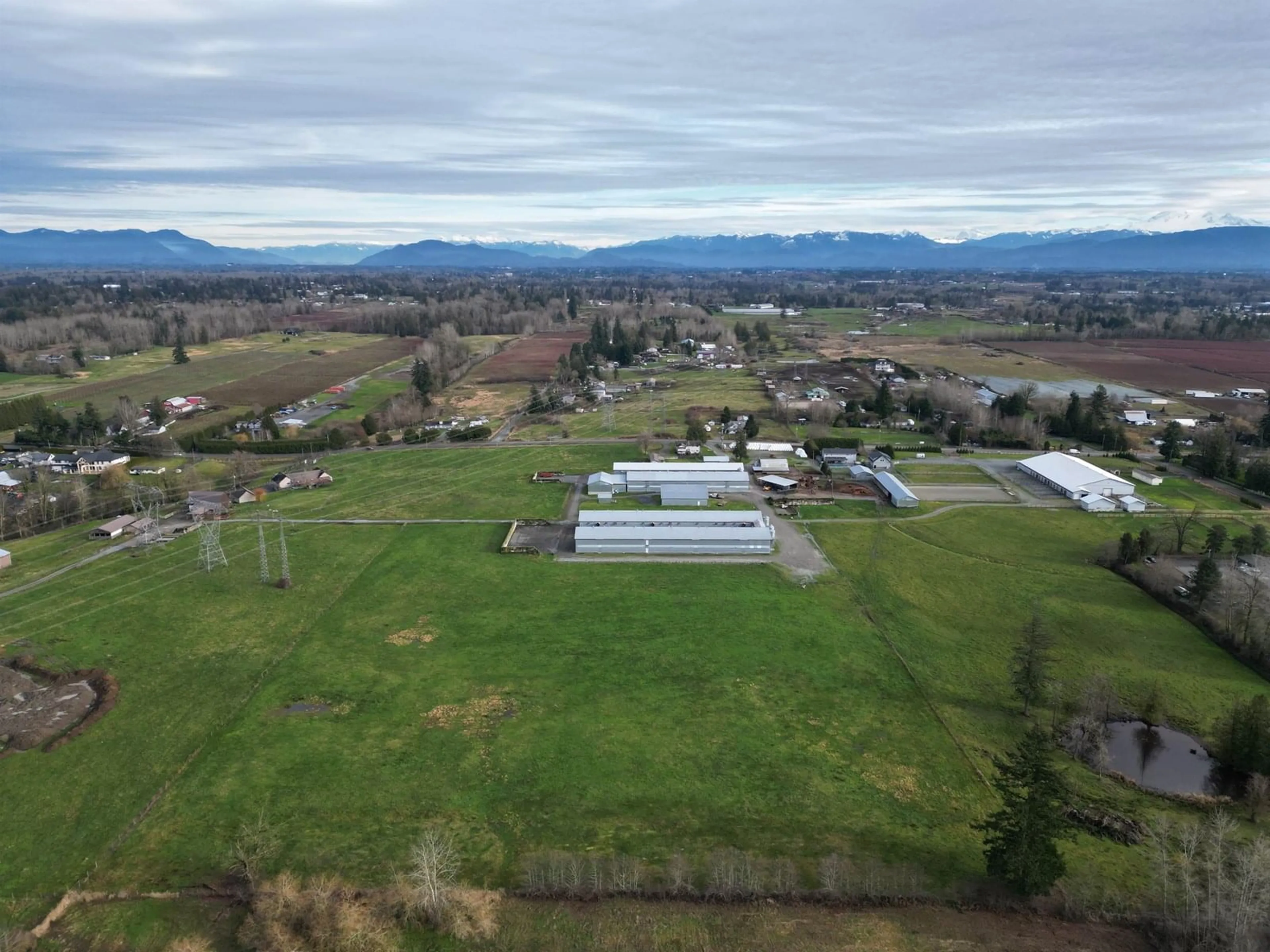 A pic from outside/outdoor area/front of a property/back of a property/a pic from drone, mountain view for 2535 240, Langley British Columbia V2Z3A6