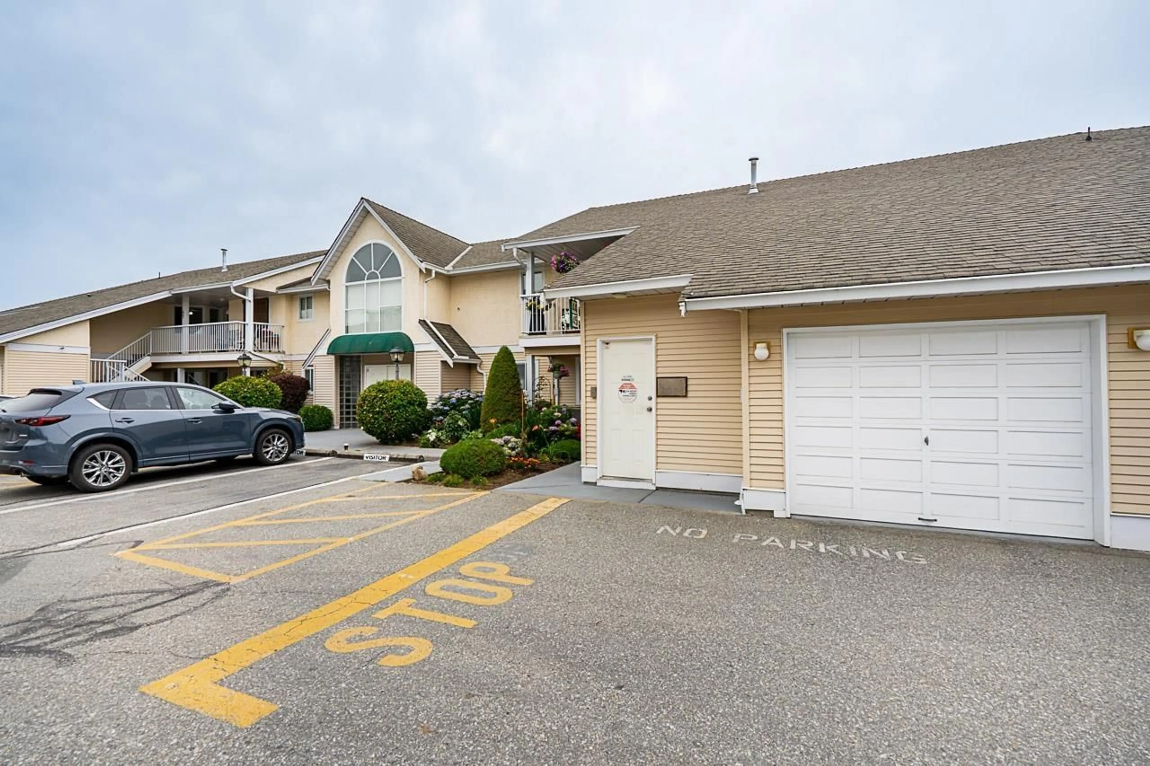 Unknown for 44 - 2475 EMERSON, Abbotsford British Columbia V2T4W5