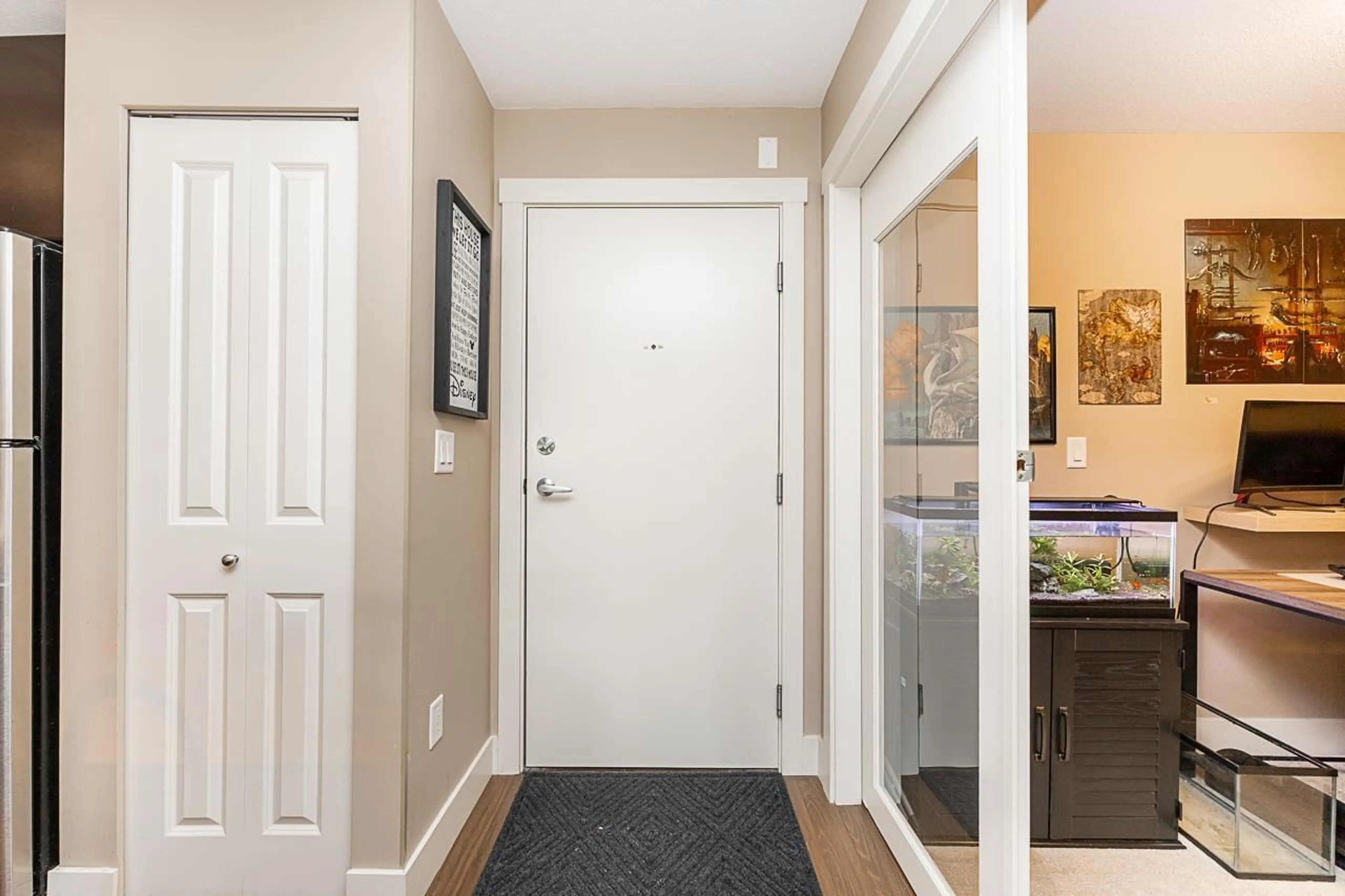 Indoor entryway for 201 - 6500 194, Surrey British Columbia V4N5X4