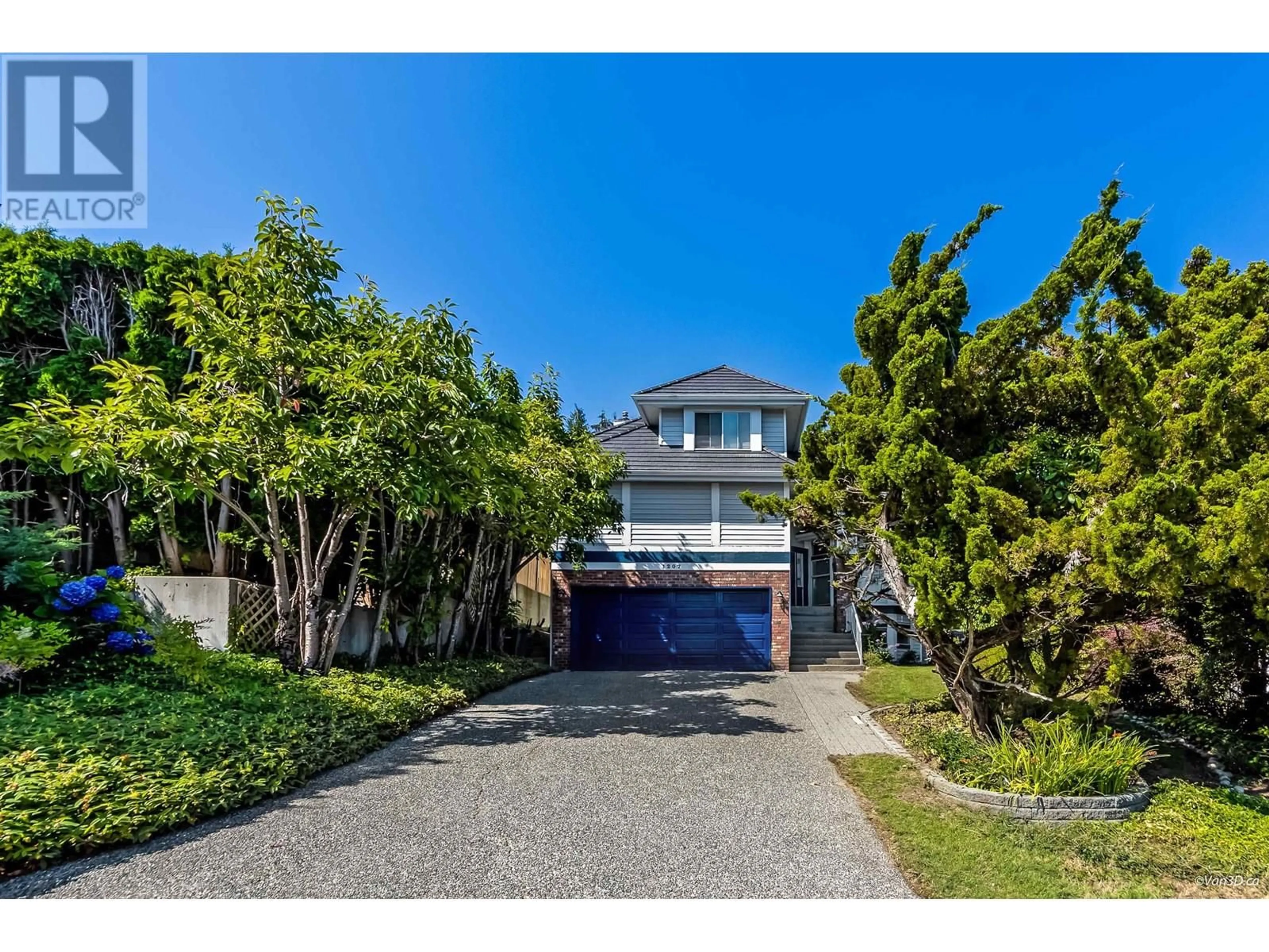 A pic from outside/outdoor area/front of a property/back of a property/a pic from drone, street for 1207 DURANT DRIVE, Coquitlam British Columbia V3B6R3