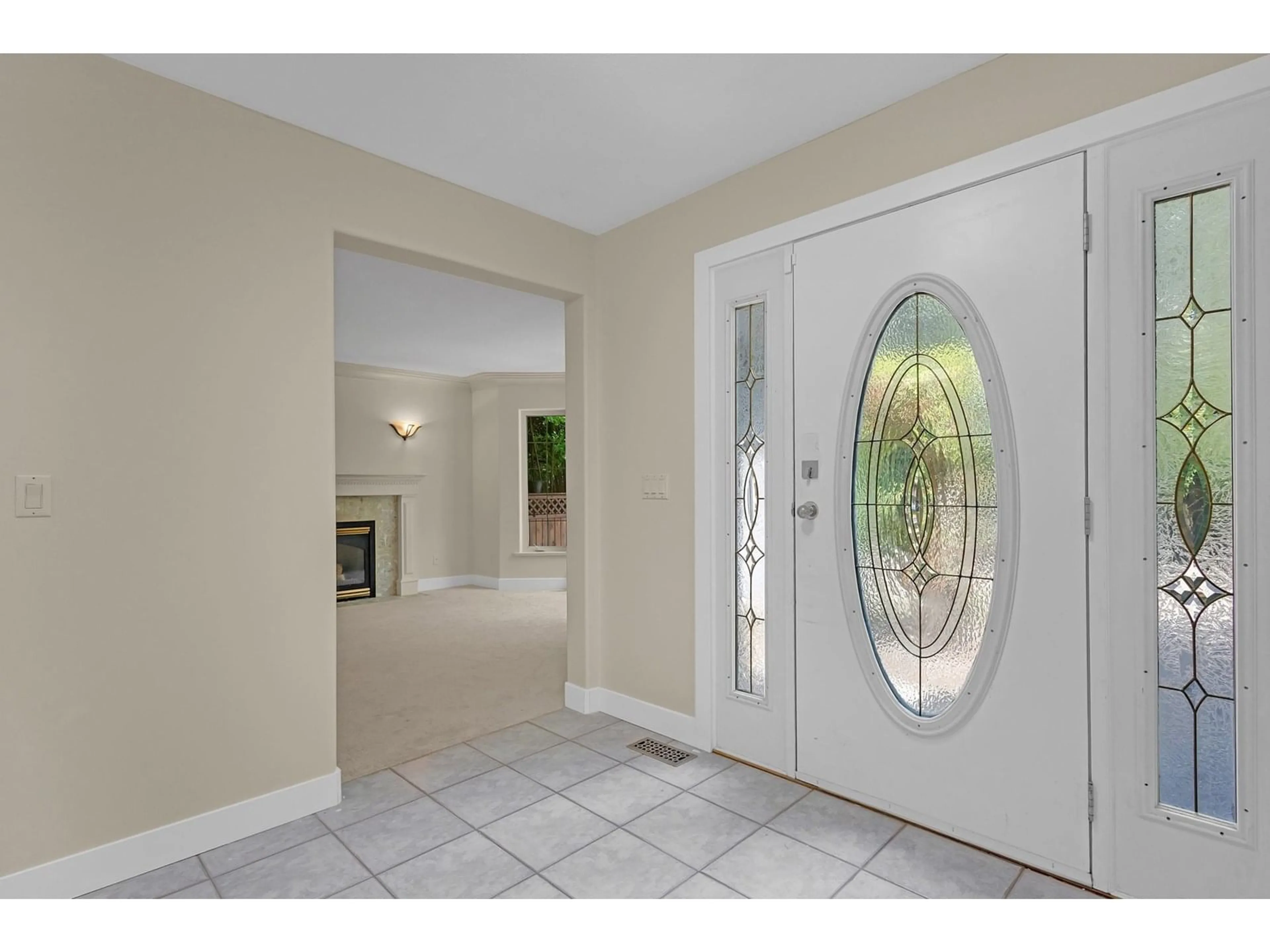 Indoor entryway for 10187 WILLIAMS ROAD, Chilliwack British Columbia V2P5H3