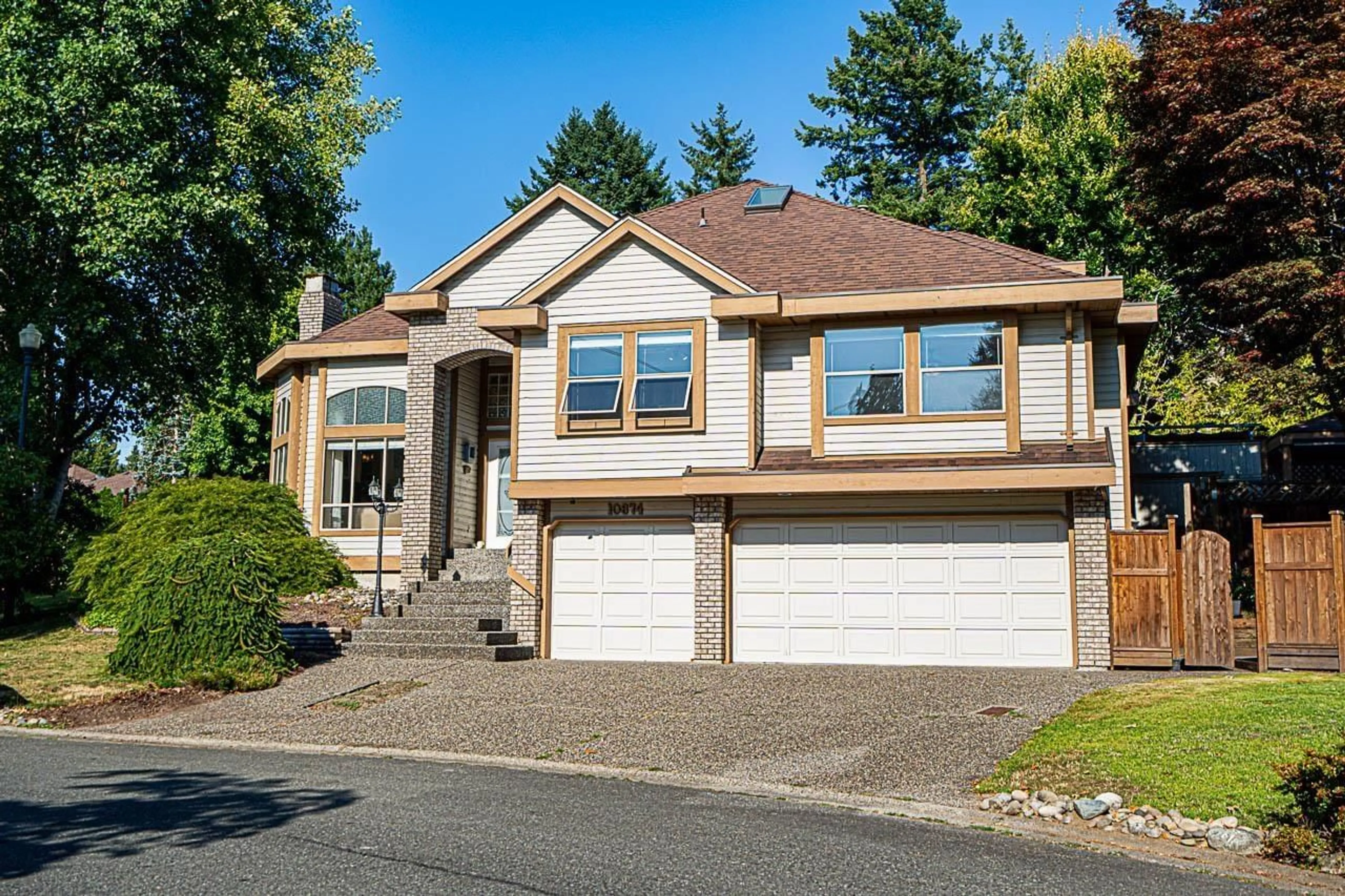 Home with vinyl exterior material, street for 10874 CHERRY, Delta British Columbia V4E3L8