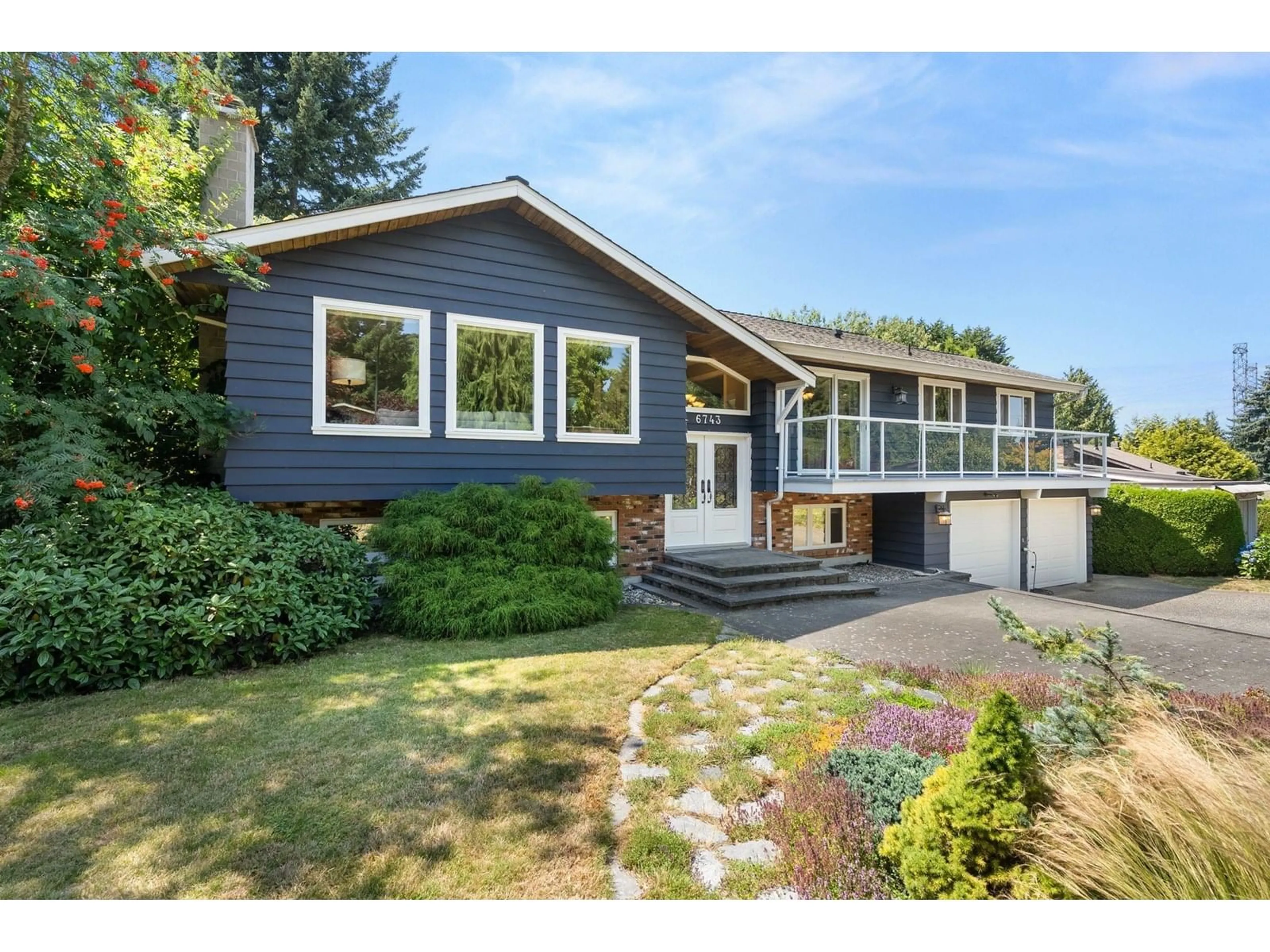 Home with vinyl exterior material, street for 6743 STONEY, Delta British Columbia V4E1L1