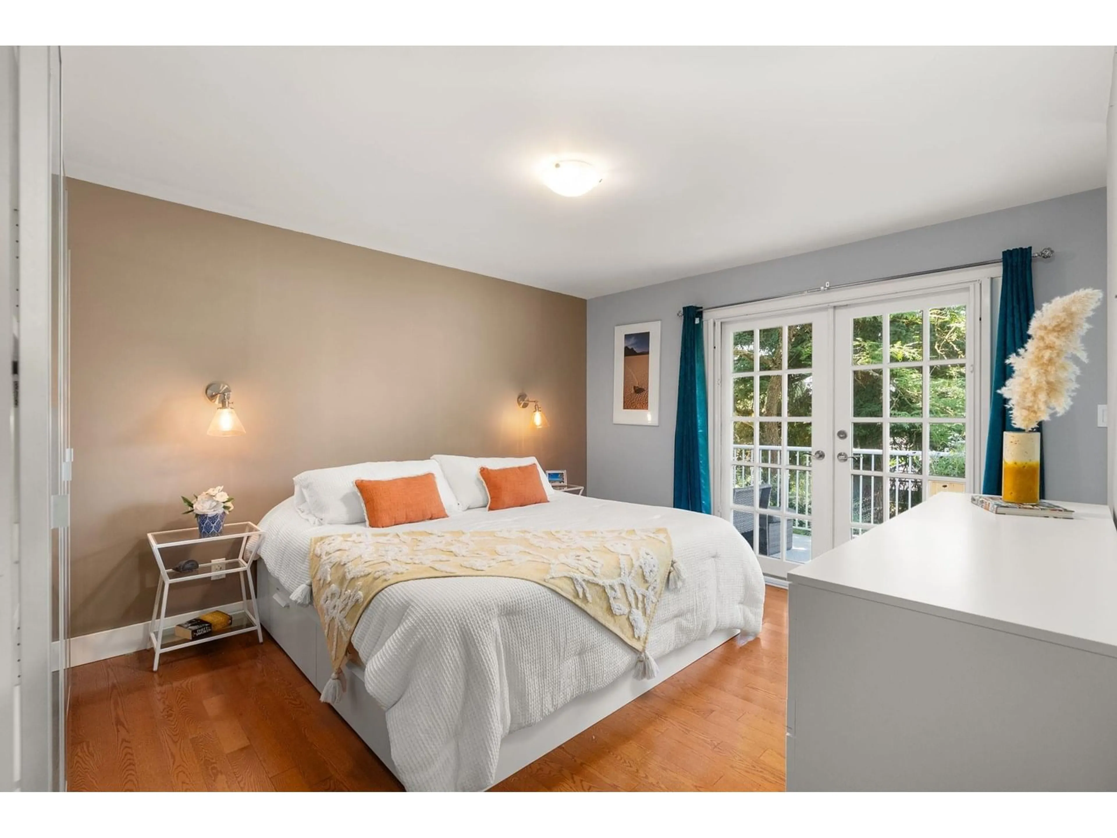 Bedroom with bed, wood/laminate floor for 6743 STONEY, Delta British Columbia V4E1L1