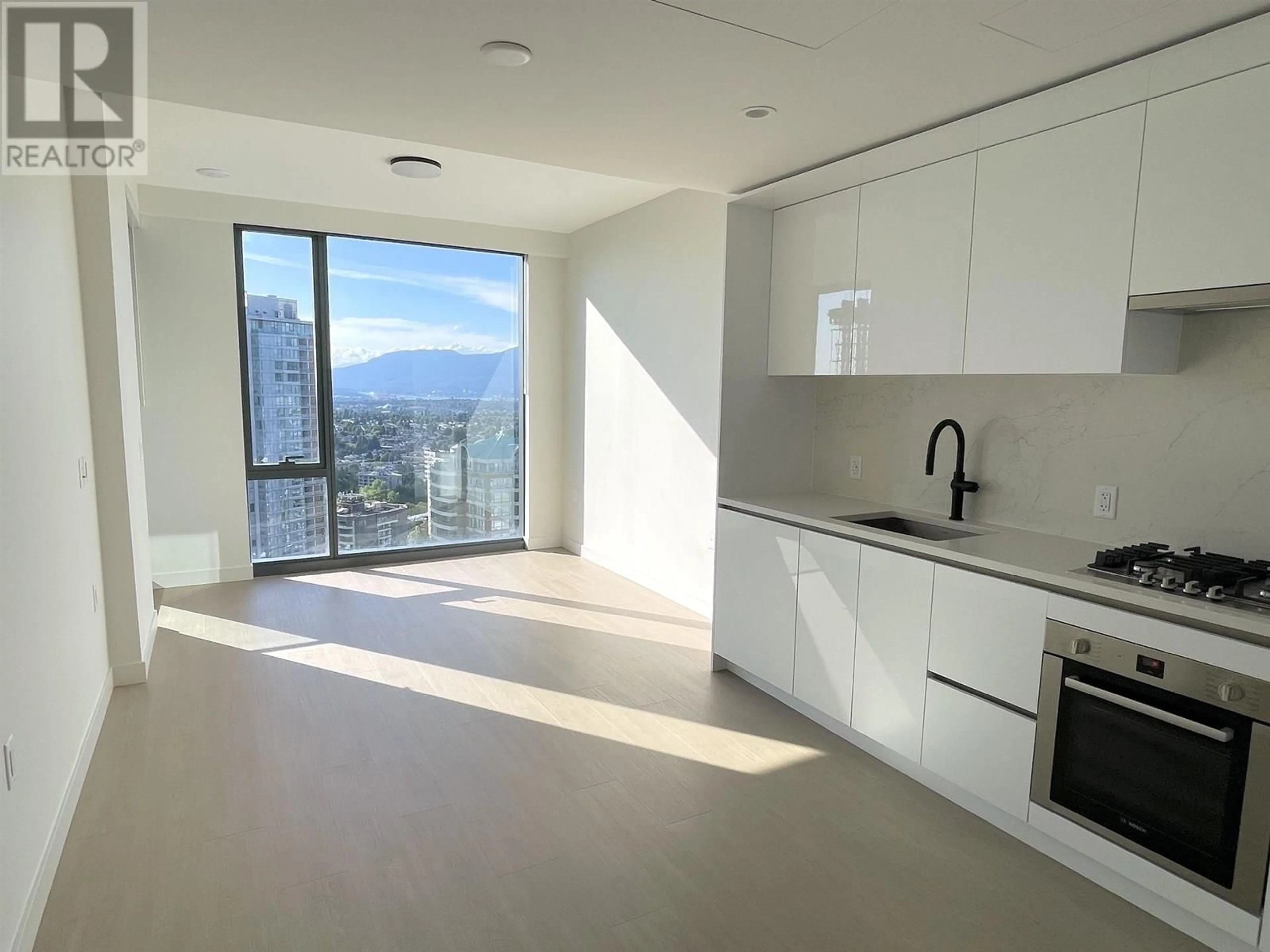 Unknown for 2505 - 5987 WILSON AVENUE, Burnaby British Columbia V5H0L7