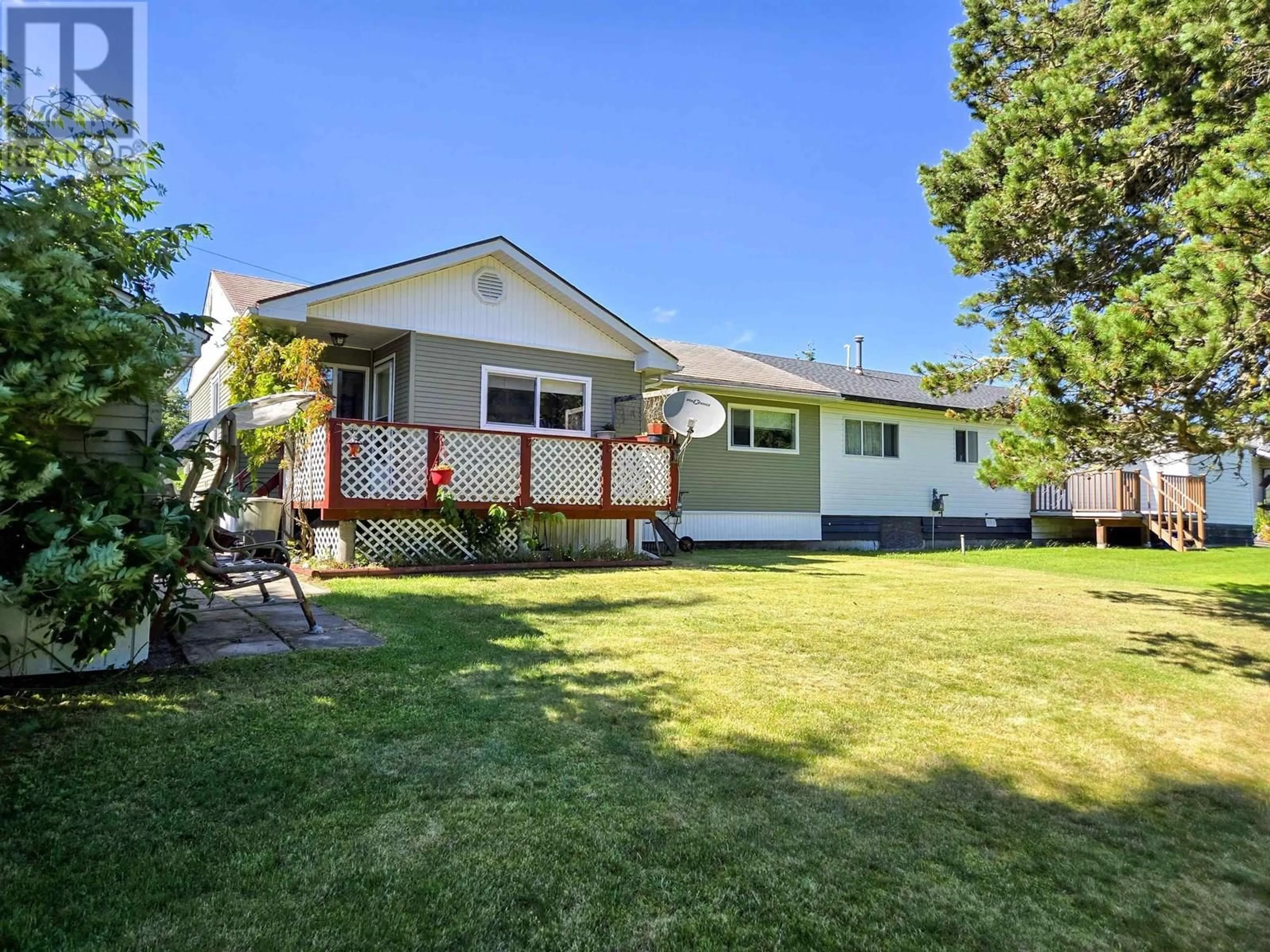 A pic from outside/outdoor area/front of a property/back of a property/a pic from drone, unknown for 94 LILLOOET STREET, Kitimat British Columbia V8C1Z8