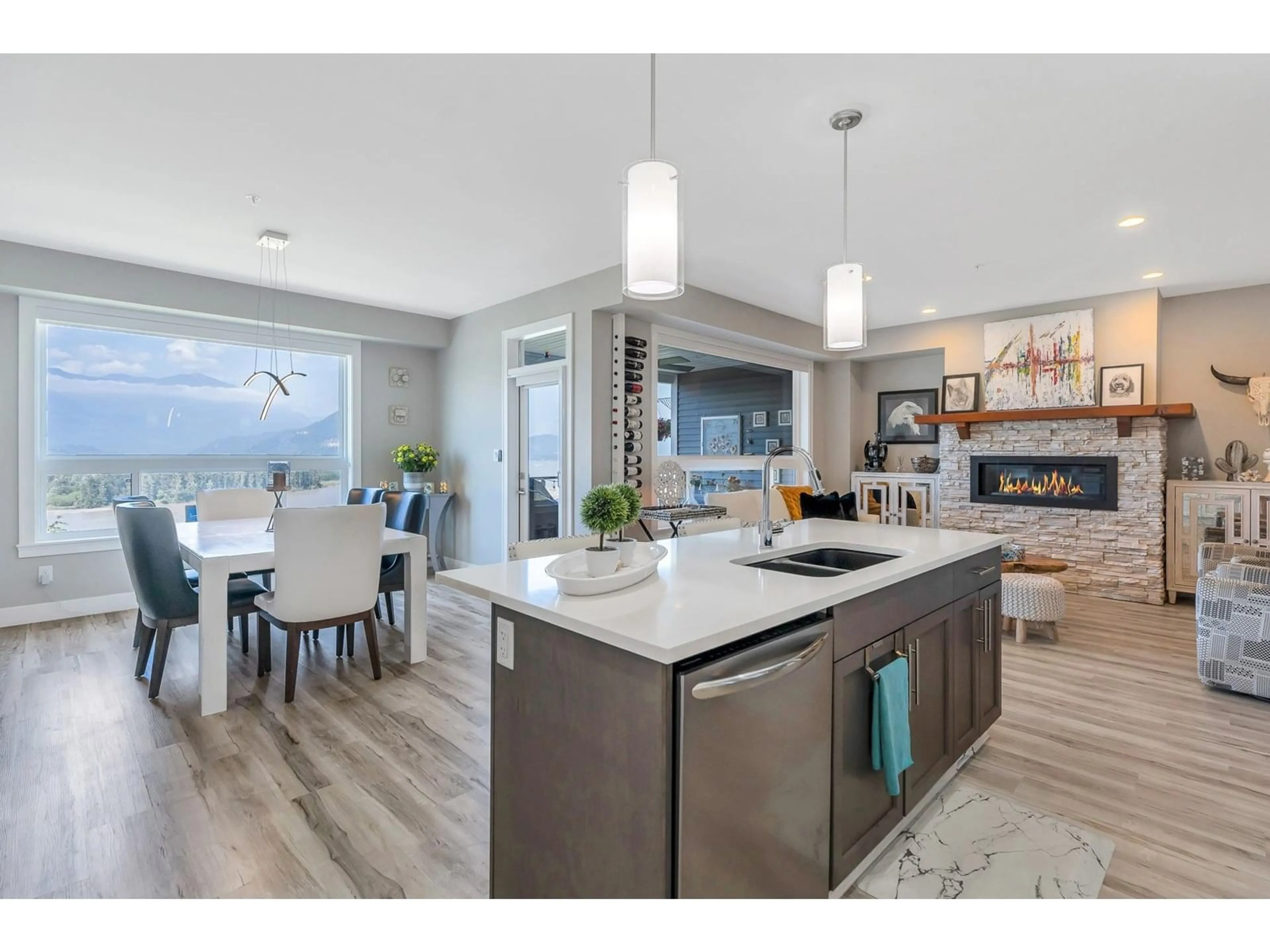 Open concept kitchen, unknown for 65 - 43685 CHILLIWACK MOUNTAIN ROAD, Chilliwack British Columbia V2R0X5