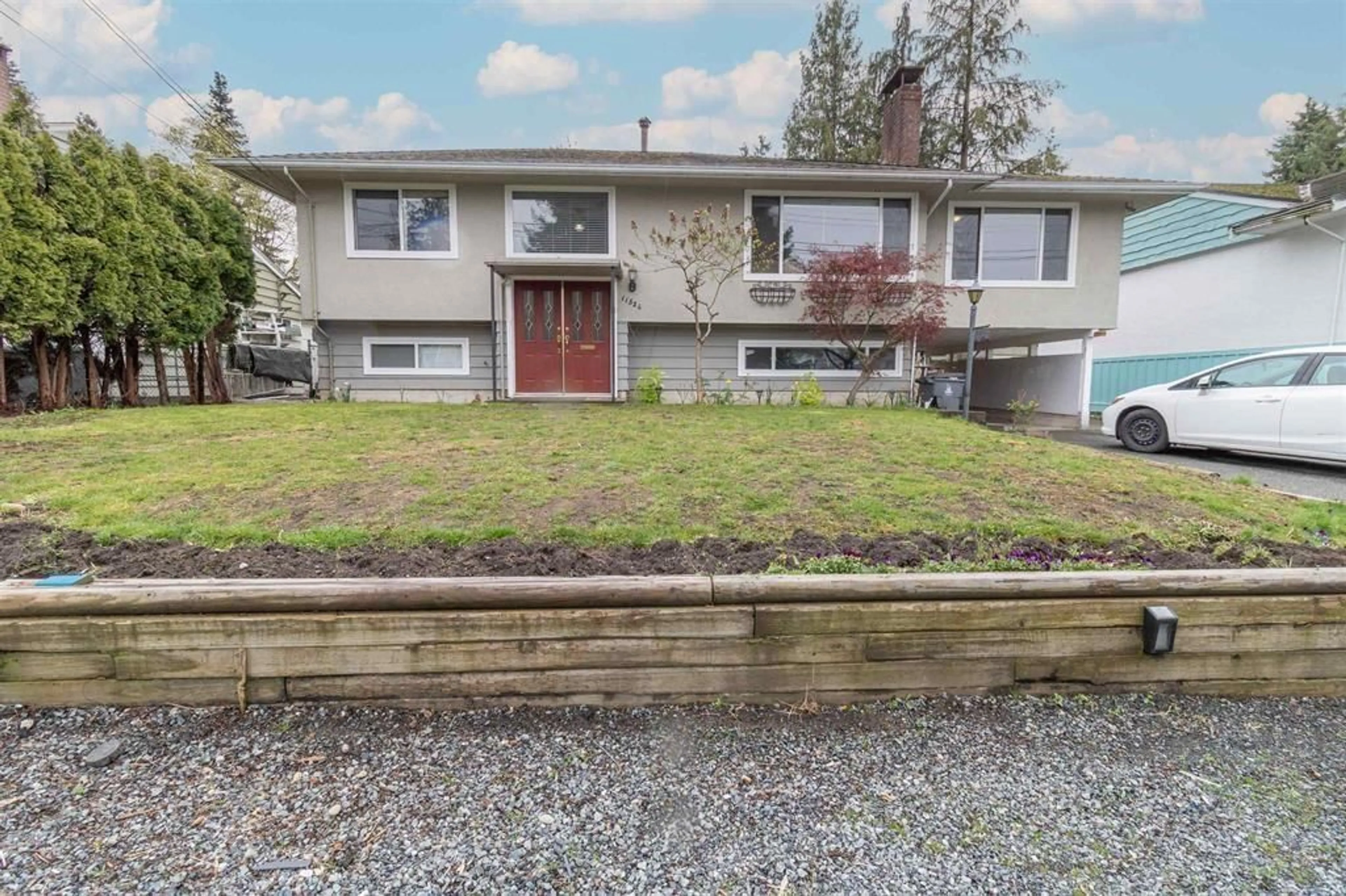 Home with vinyl exterior material, street for 11524 97A, Surrey British Columbia V3V2G2