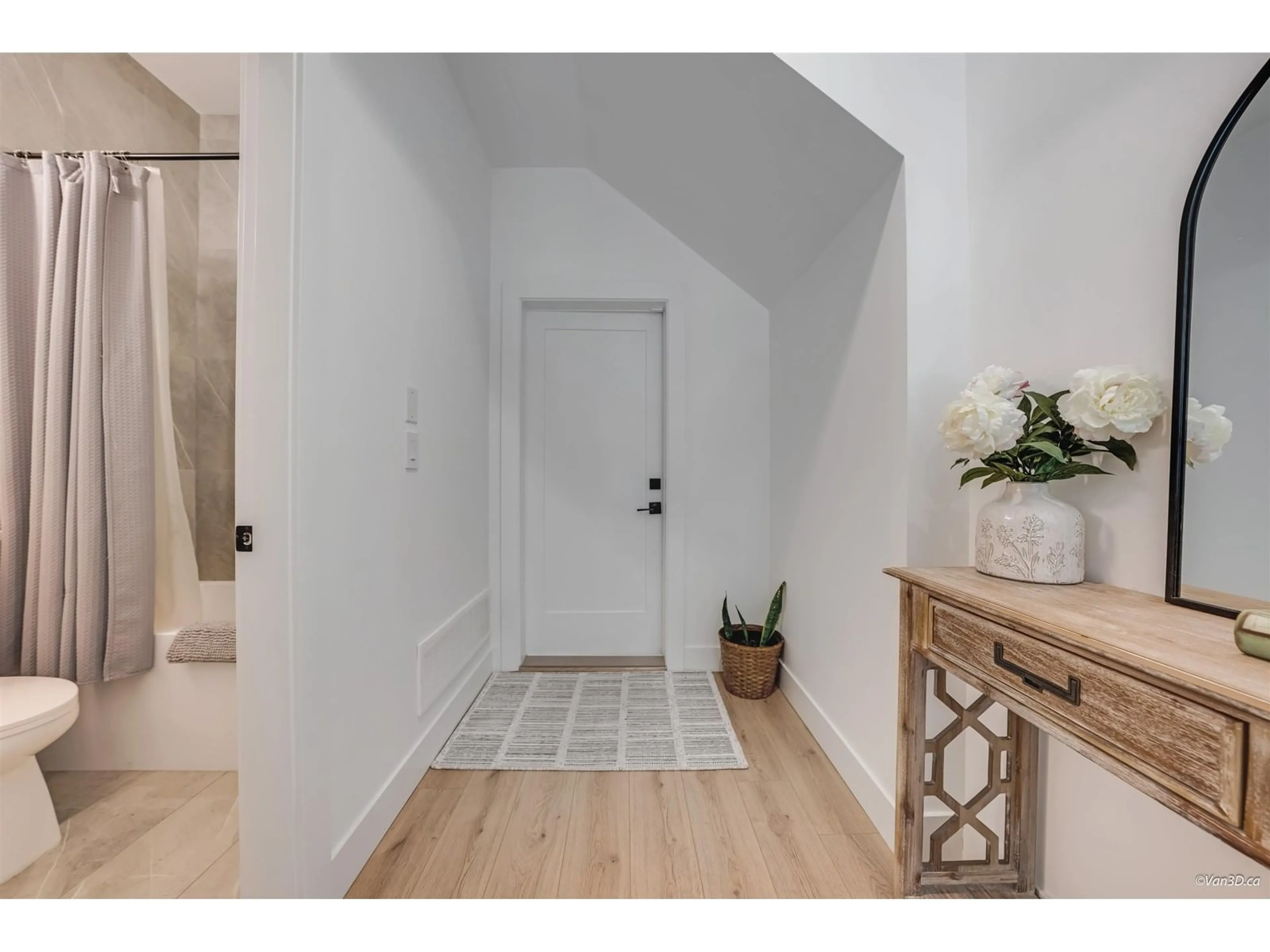 Indoor entryway for 33 - 15030 28, Surrey British Columbia V4P0H3