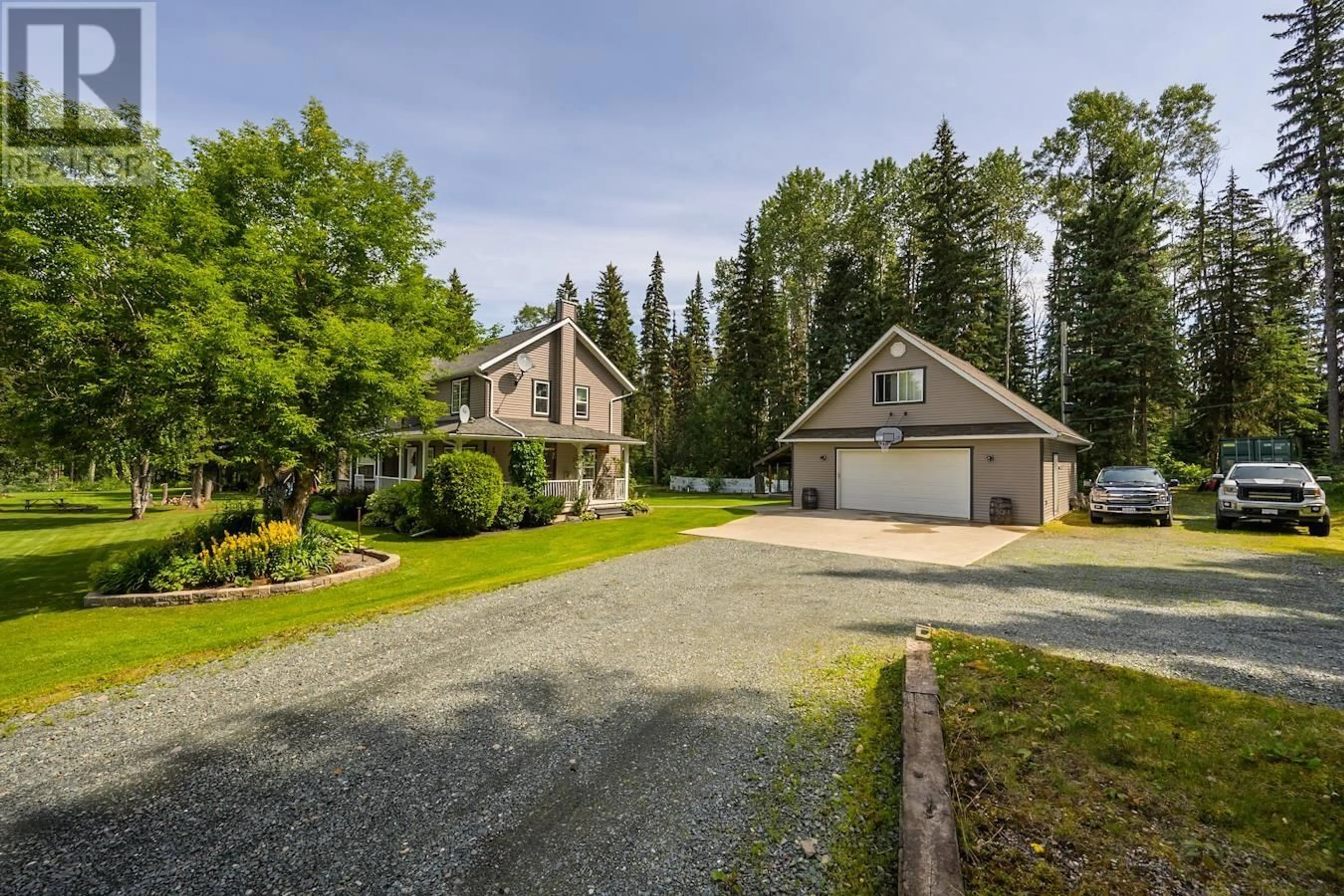 A pic from outside/outdoor area/front of a property/back of a property/a pic from drone, unknown for 11230 SIX MILE LAKE ROAD, Prince George British Columbia V2N6V4