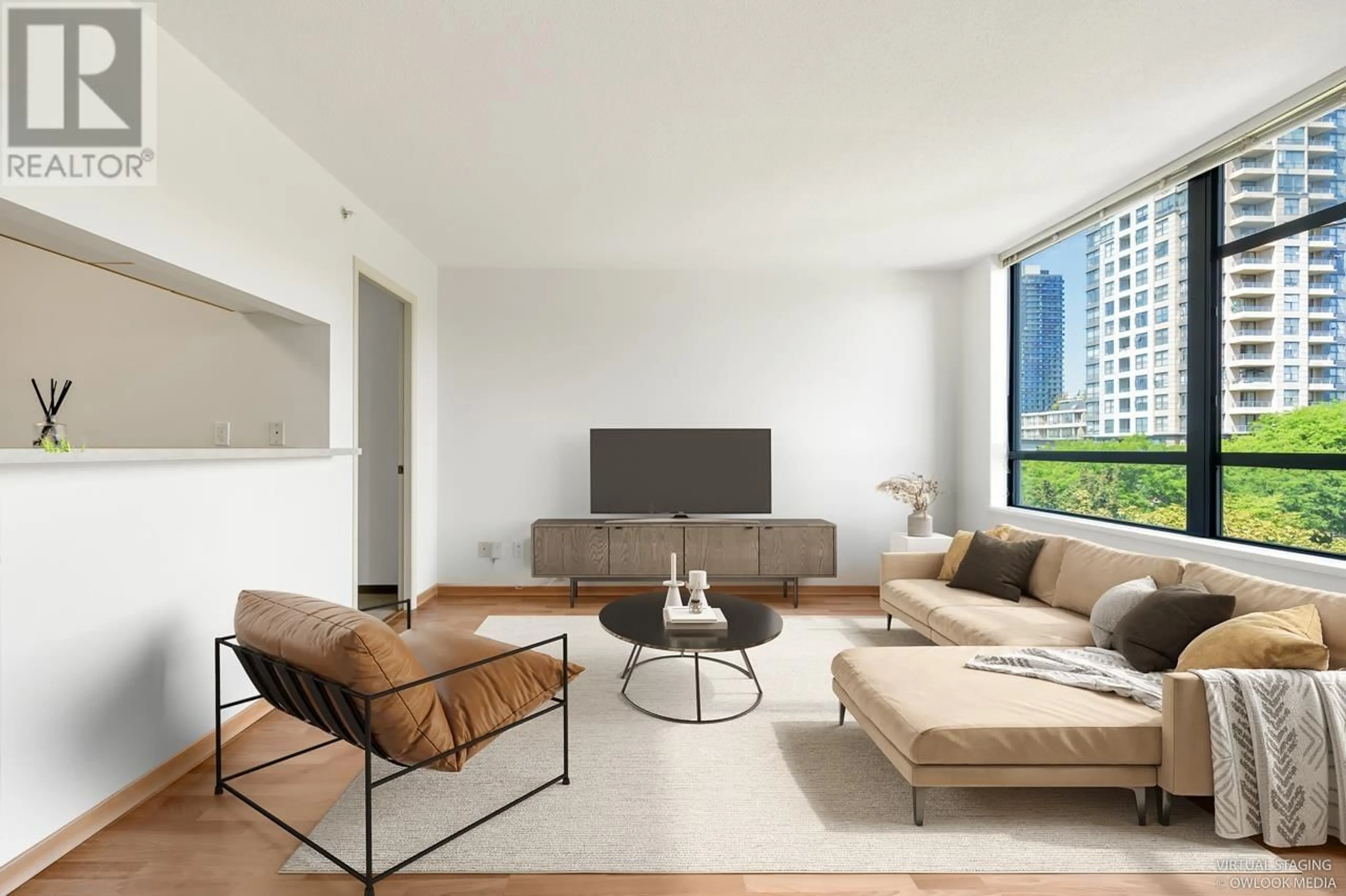 Living room with furniture, unknown for 510 - 3520 CROWLEY DRIVE, Vancouver British Columbia V5R6G9