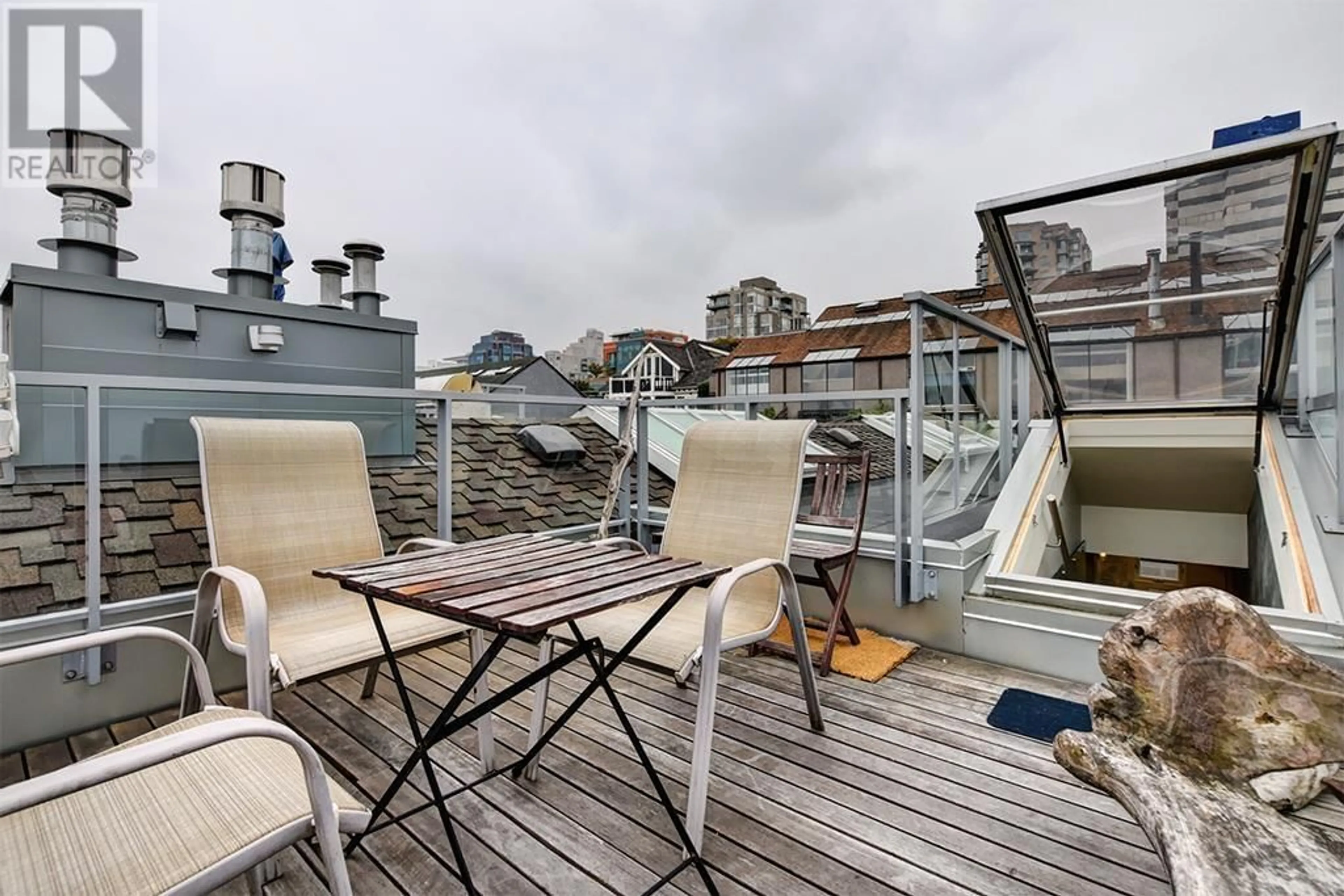 Patio, unknown for 1168 7TH AVENUE, Vancouver British Columbia V6H1B4