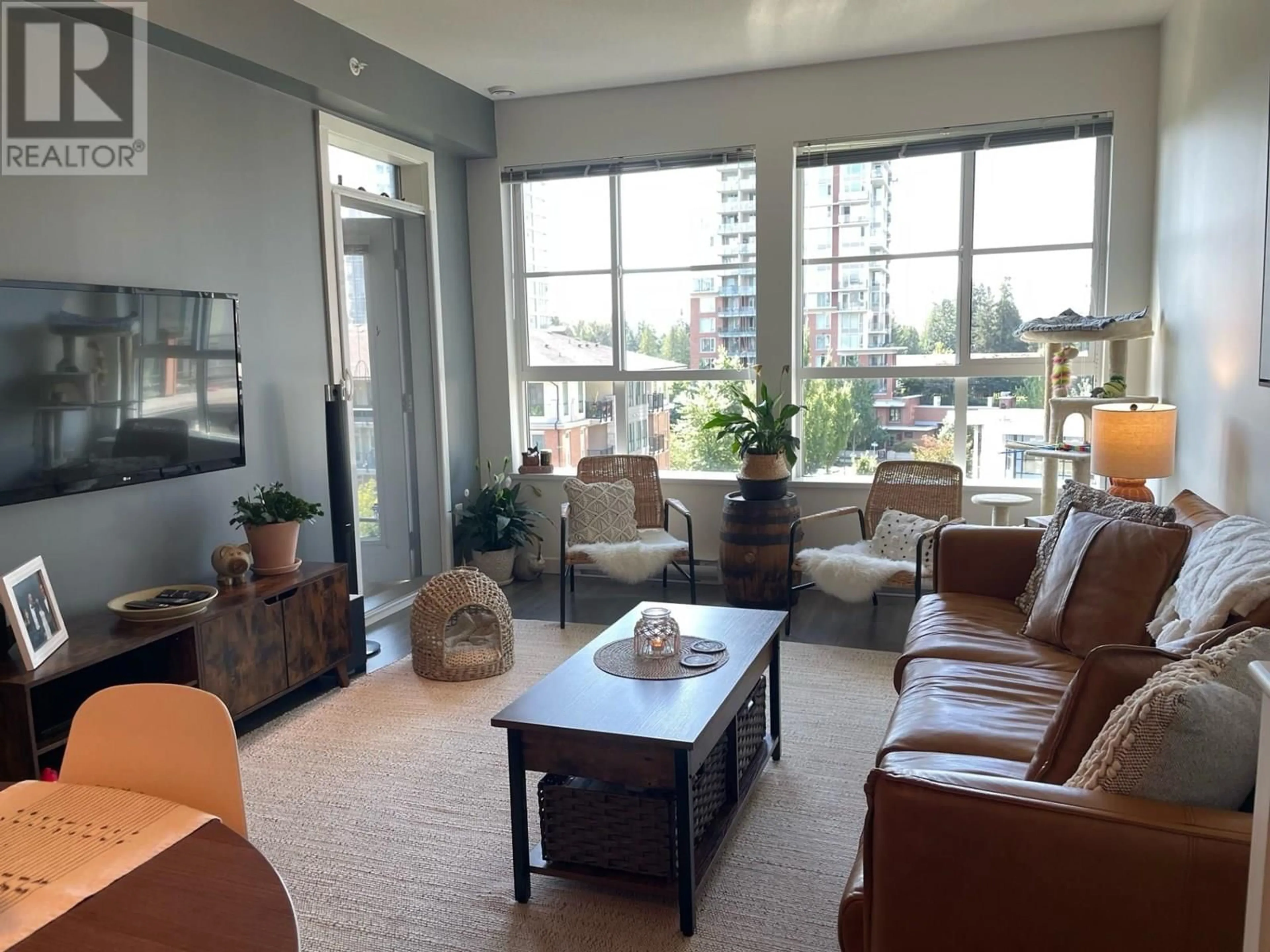 Living room with furniture, unknown for 511 - 1151 WINDSOR MEWS, Coquitlam British Columbia V3B0M9