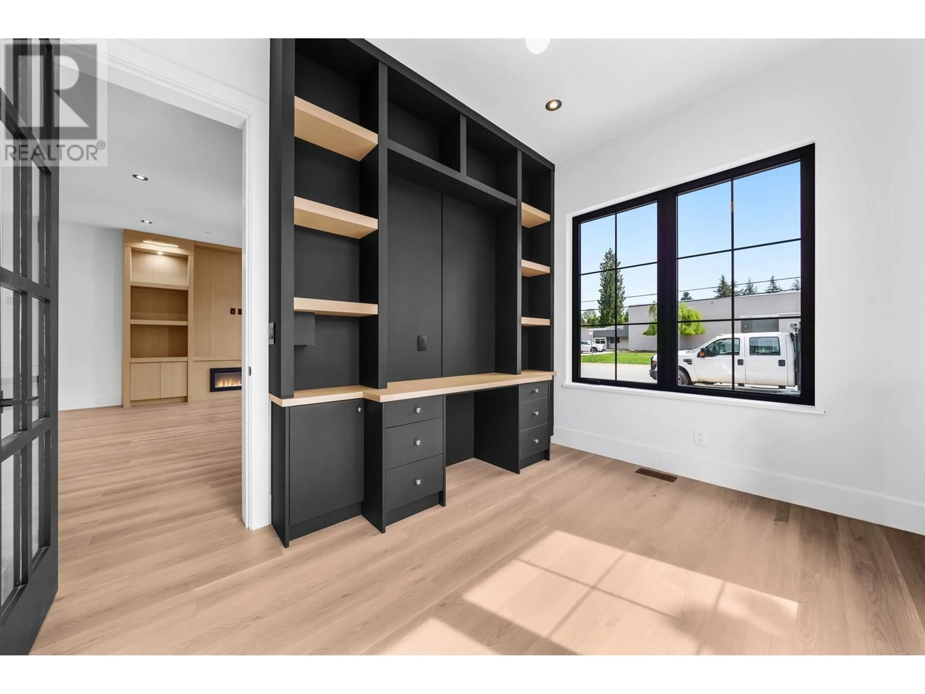 Storage room or clothes room or walk-in closet for 19389 120 AVENUE, Pitt Meadows British Columbia V3Y1J6